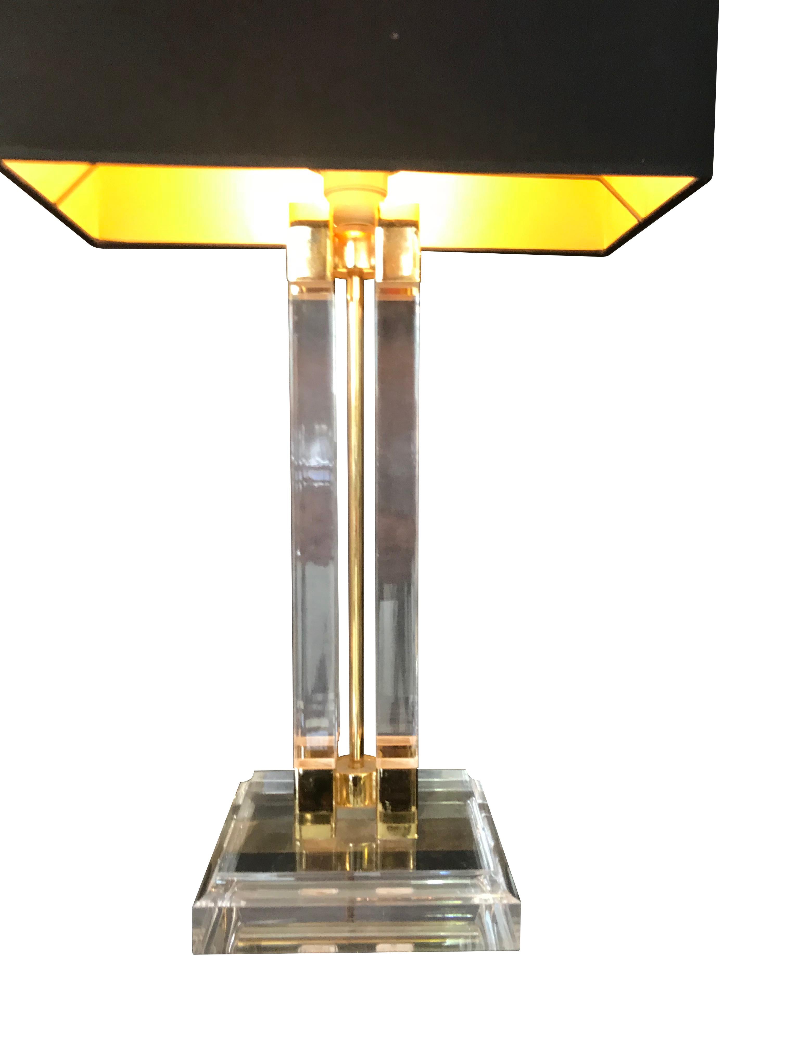 Pair of Italian Lucite and Gilt Metal Lamps In Excellent Condition In London, GB