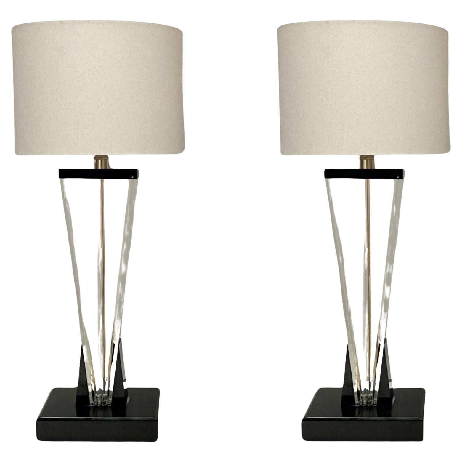 Pair of Italian Lucite Table Lamps, 1960s For Sale