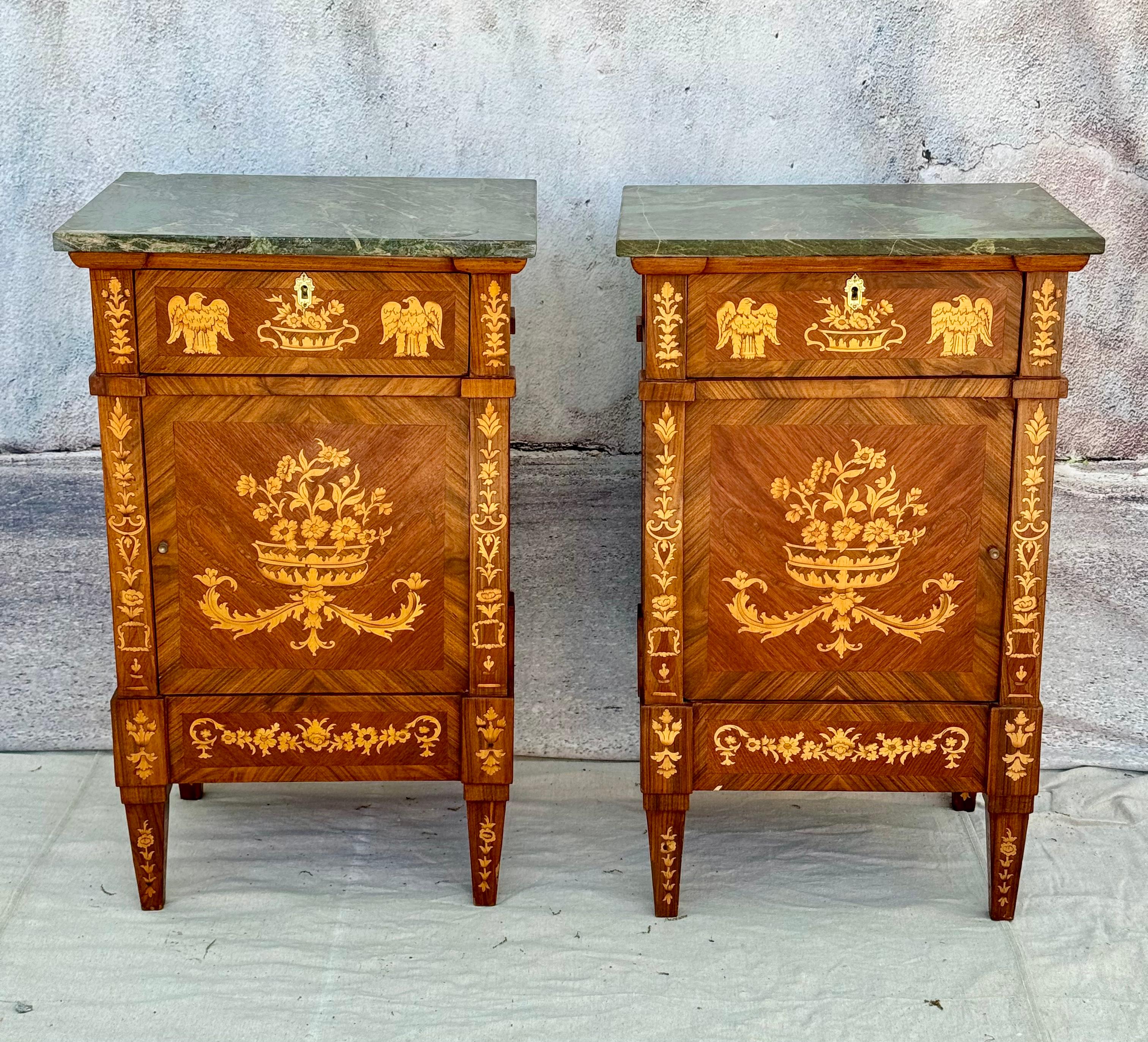 Pair Of Italian Maggiolini Style Inlaid Bedside Tables In Good Condition For Sale In Bradenton, FL