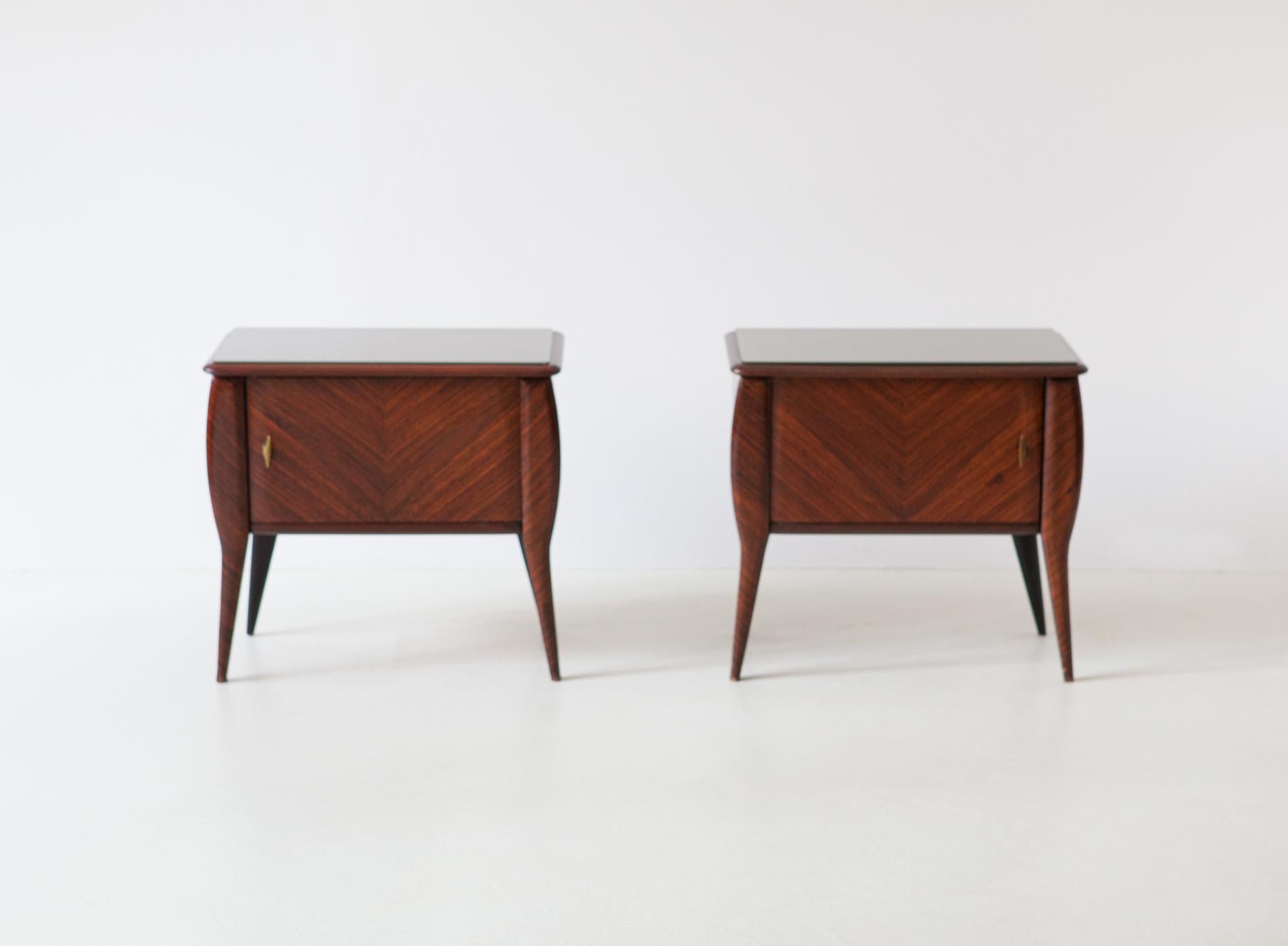 Mid-20th Century Pair of Italian Mahogany Wood Bedside Tables with Grey Glass Top, 1950s