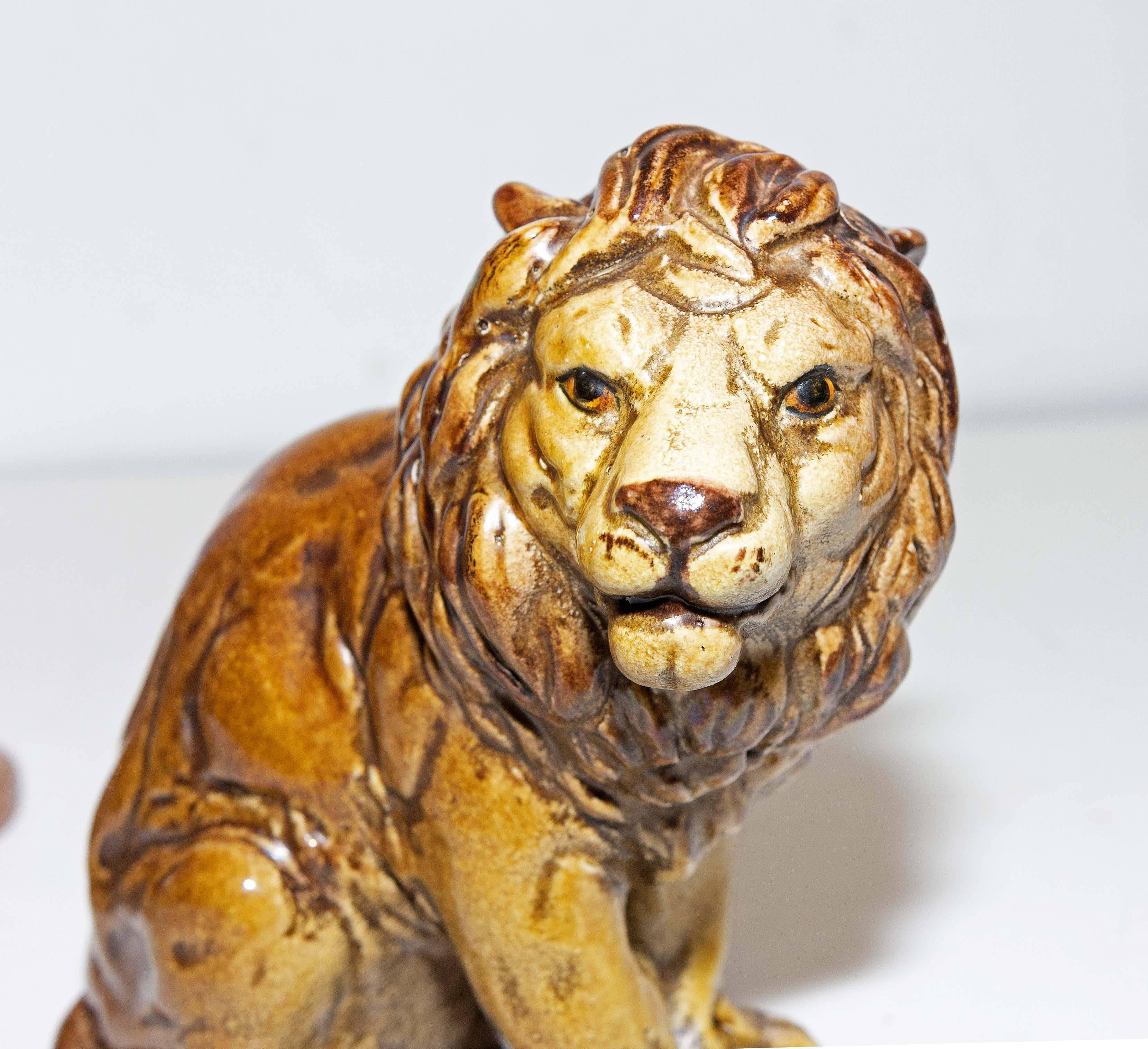 Pair of Italian Majolica Lions In Good Condition In Rochester, NY