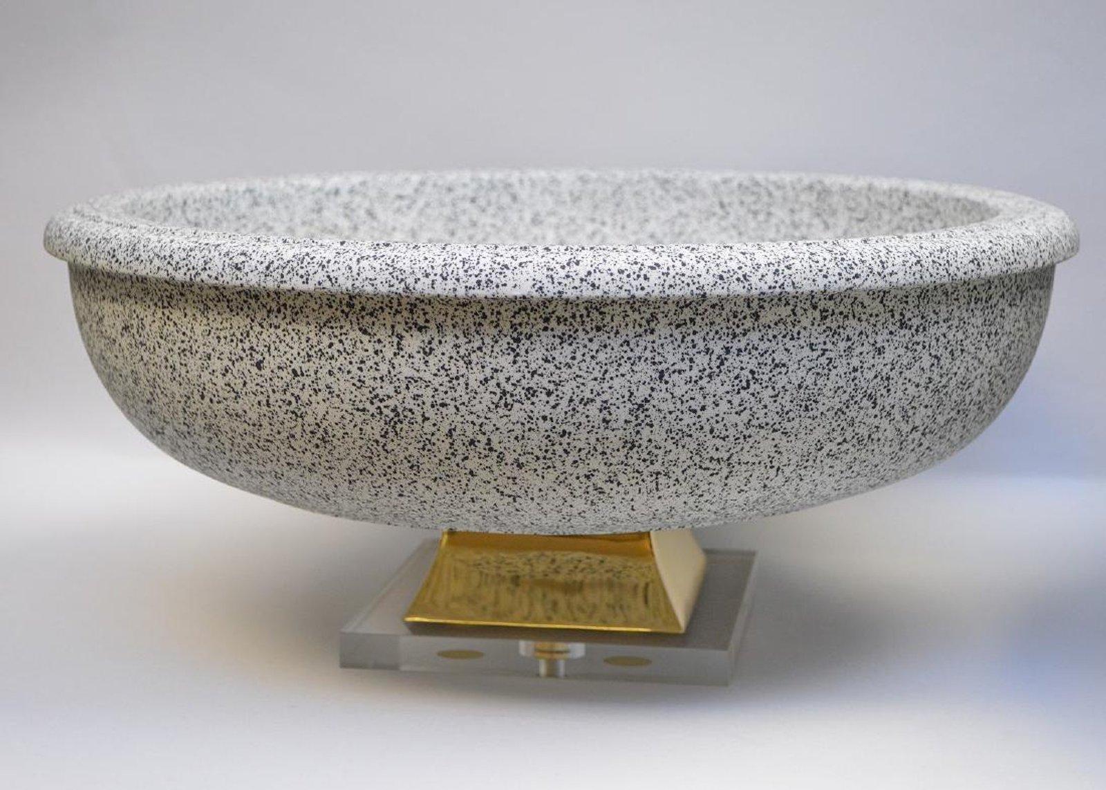 Modern Pair of Italian Mangani Ceramic Pedestal Bowls