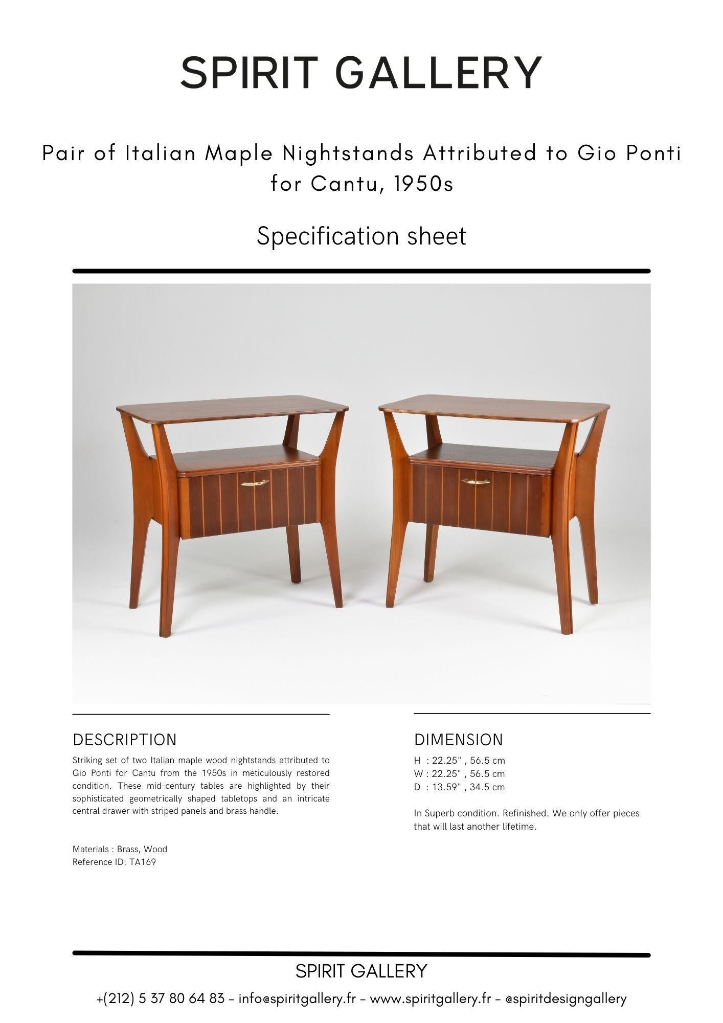 Paire de tables de nuit italiennes en érable attribuées à Gio Ponti pour Cantu, années 1950 en vente 4