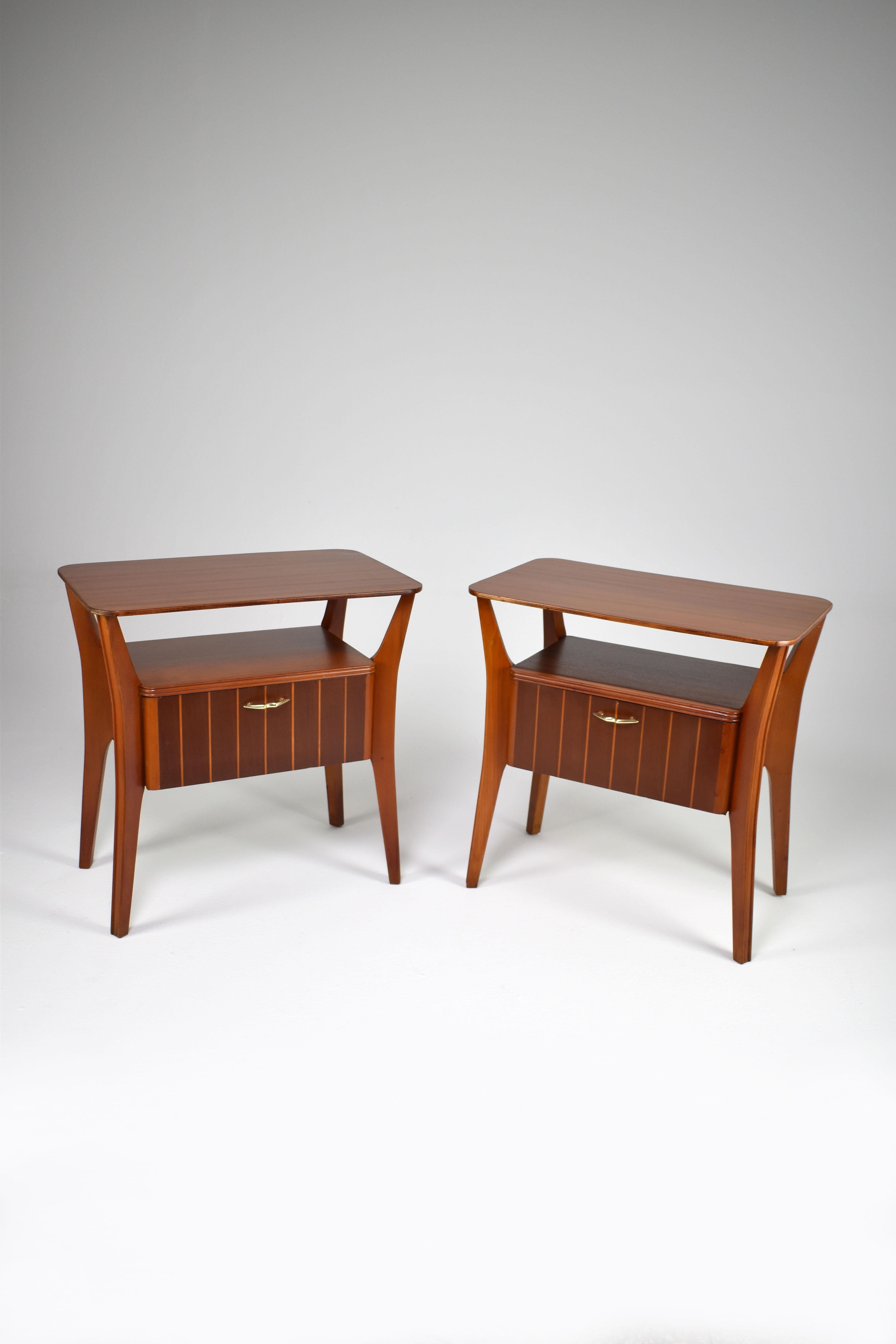 Pair of Italian Maple Nightstands Attributed to Gio Ponti for Cantu, 1950s For Sale 1