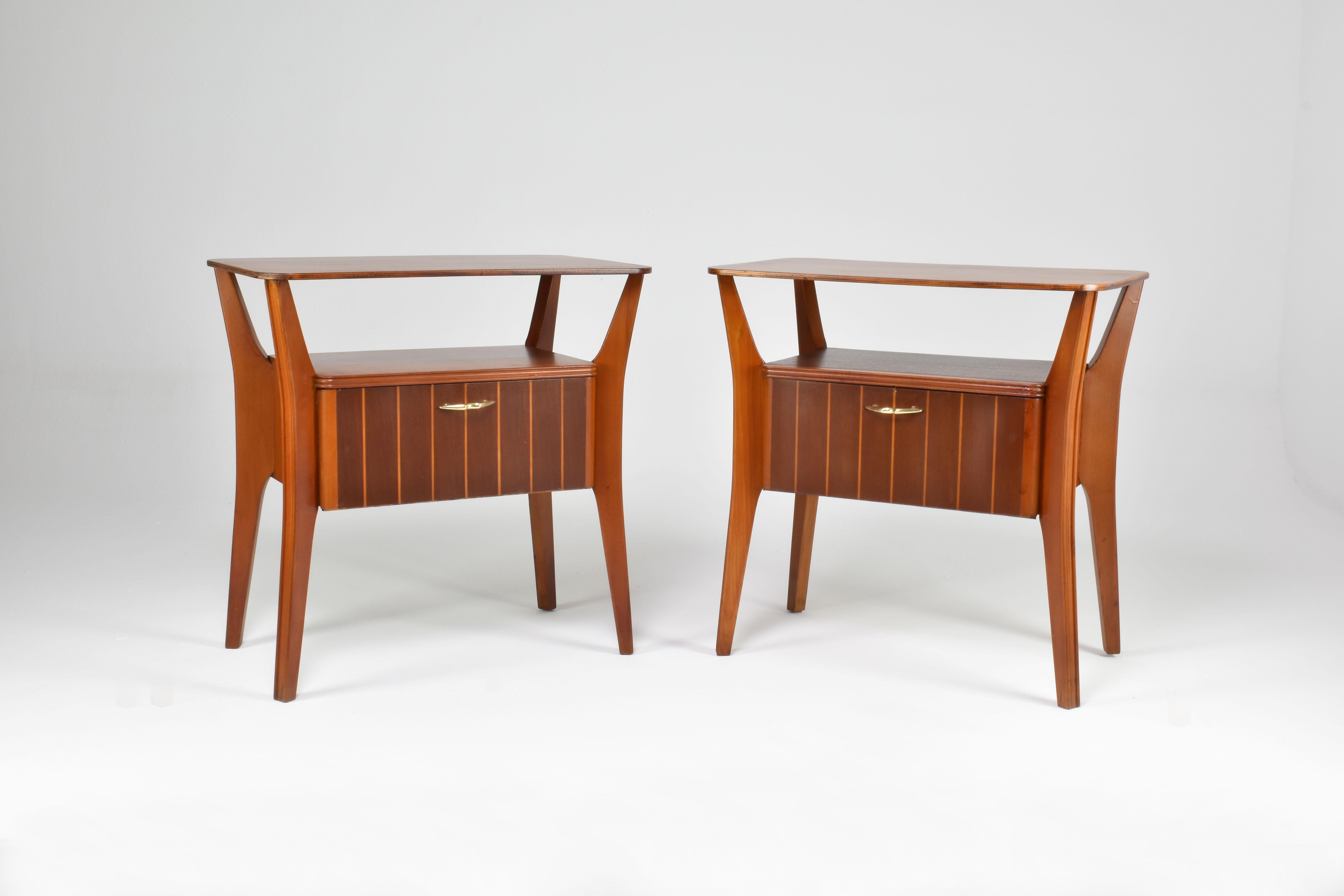 Pair of Italian Maple Nightstands Attributed to Gio Ponti for Cantu, 1950s For Sale 2