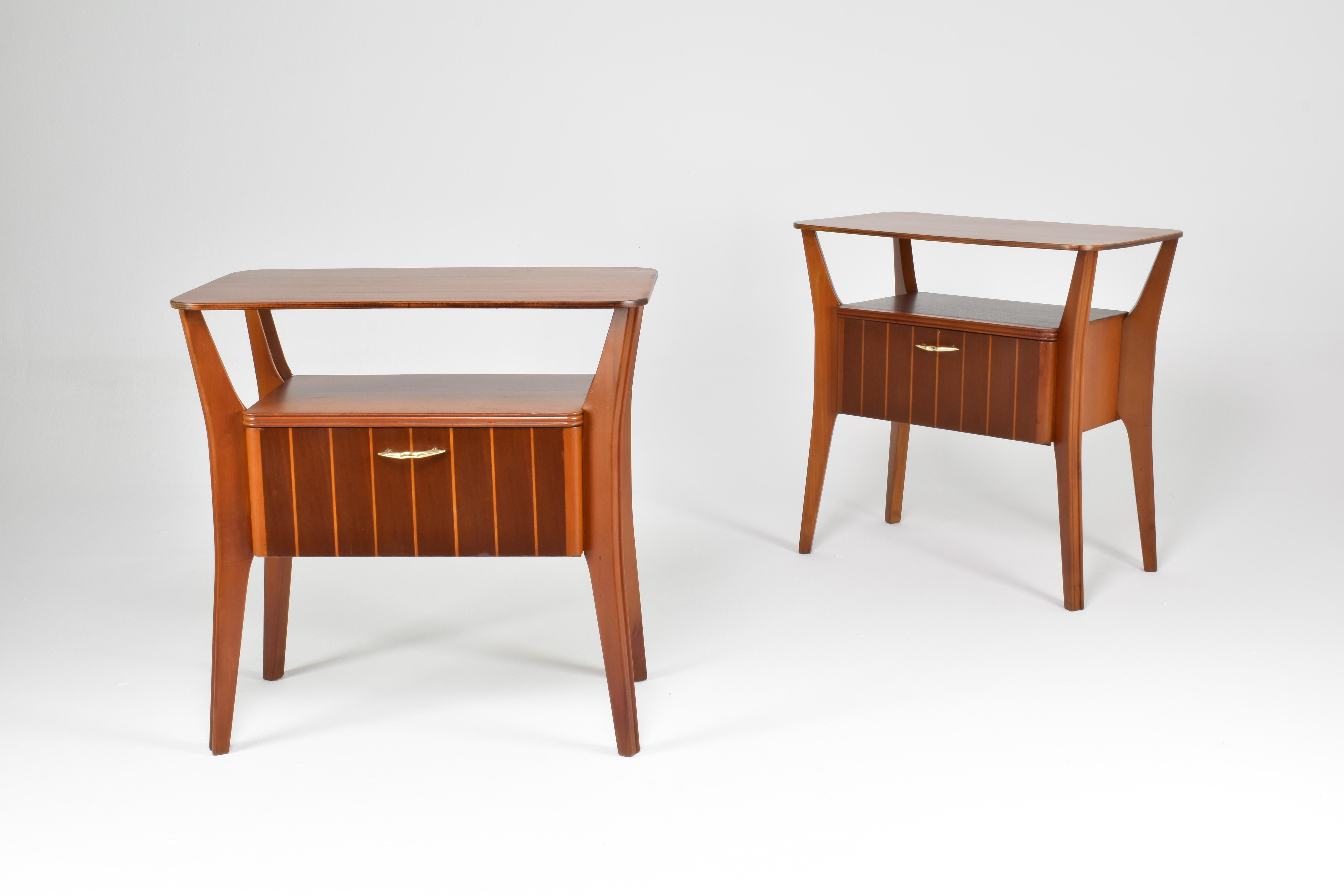 Pair of Italian Maple Nightstands Attributed to Gio Ponti for Cantu, 1950s For Sale 3