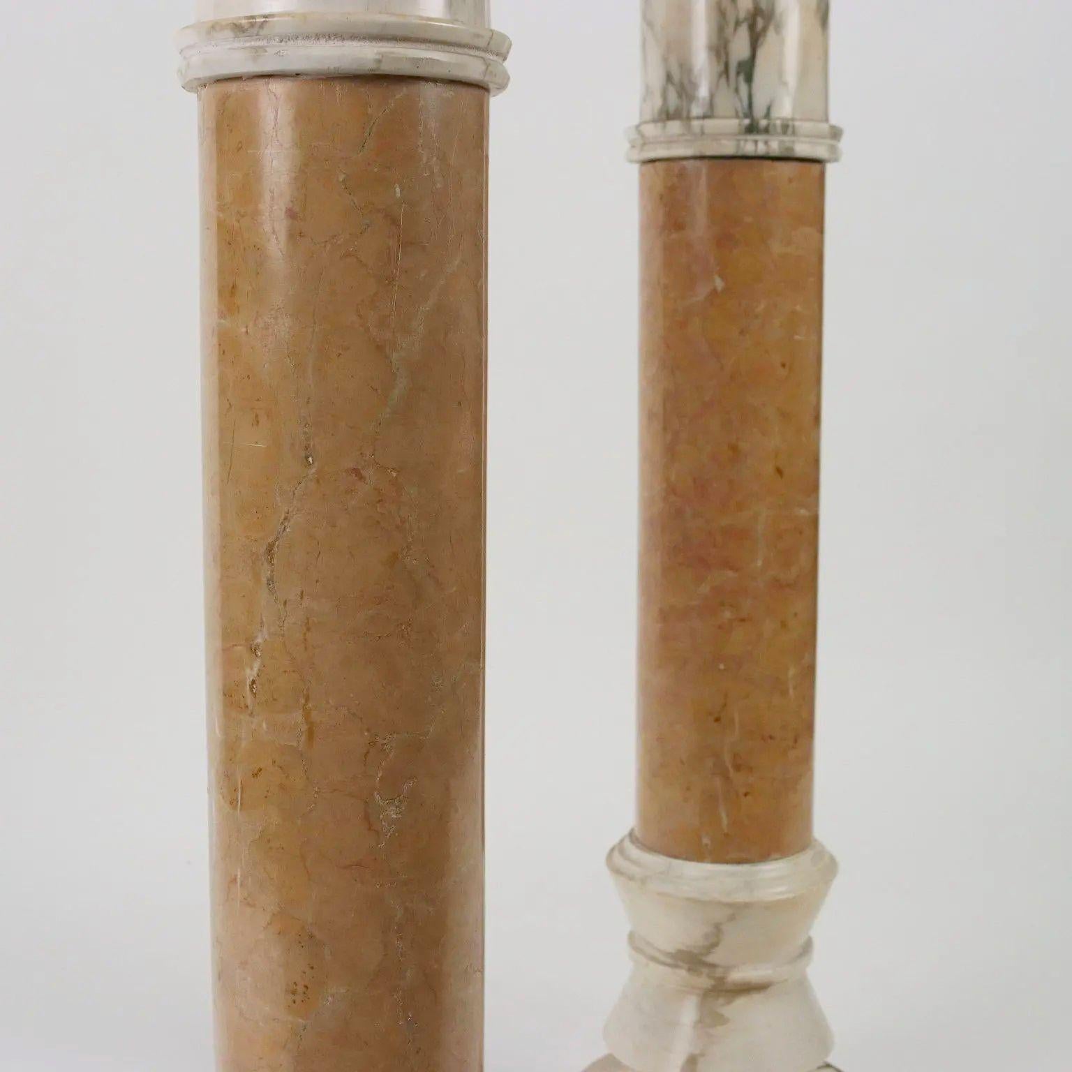 Paar italienische Marmorsäulen-Säulen (Italienisch) im Angebot
