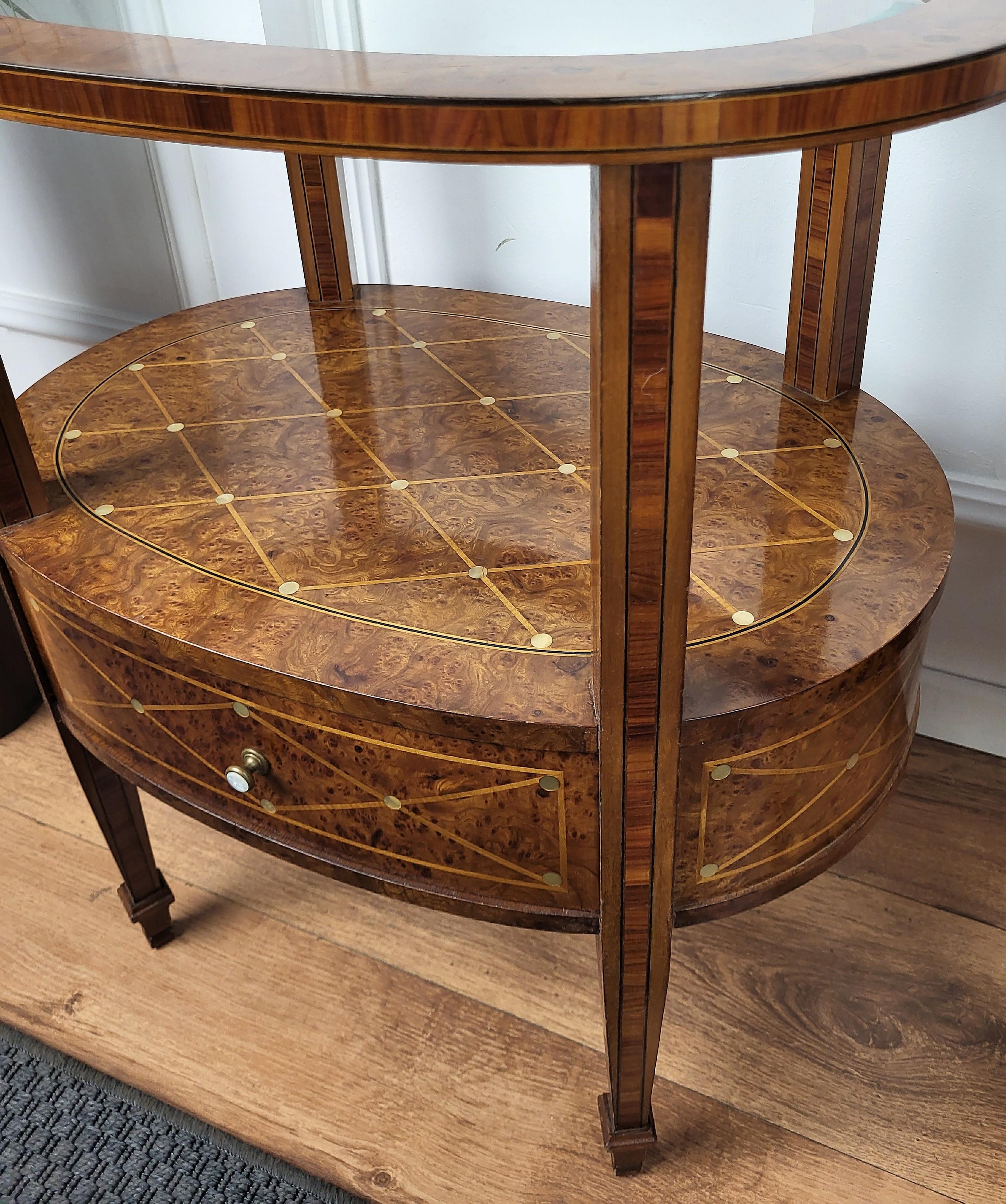 20th Century Pair of Italian Marquetry and Mother of Pearl Bed Side Night Stands Tables For Sale