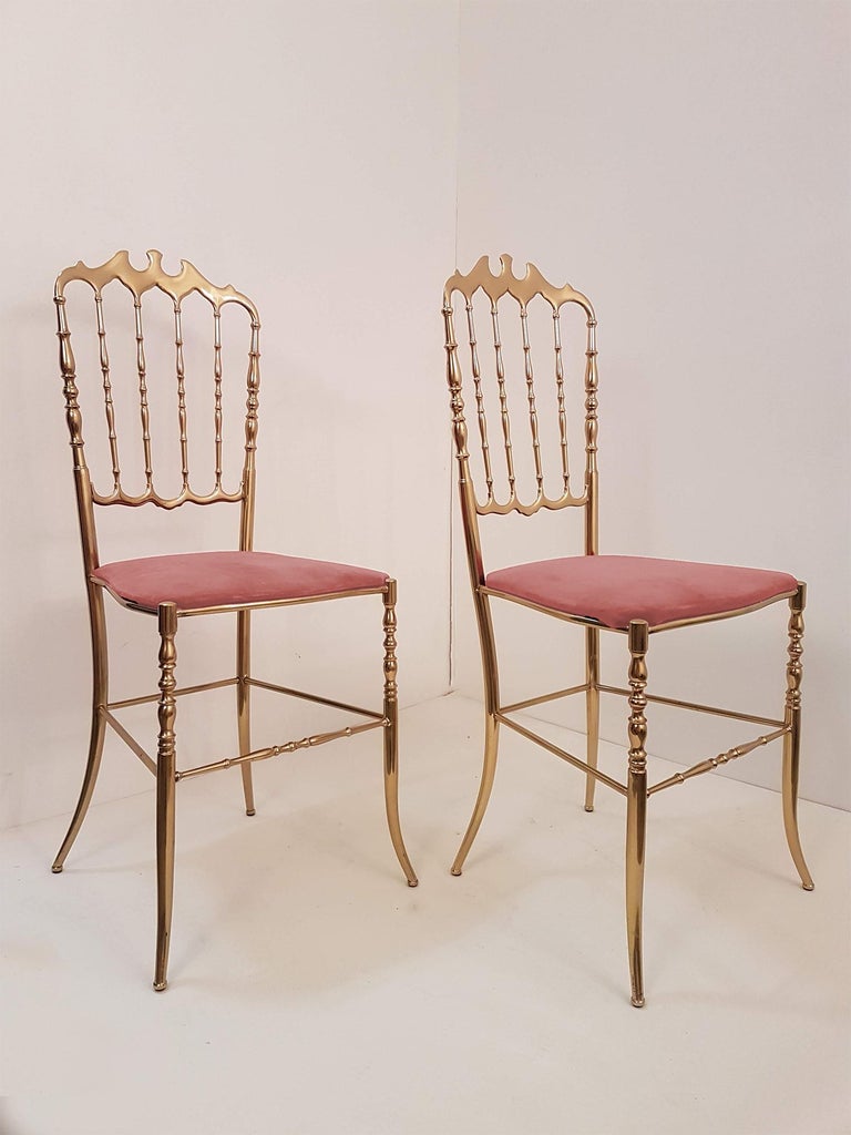 Pair of Italian Massive Brass Chairs by Chiavari, Upholstery Pink Velvet For Sale 3