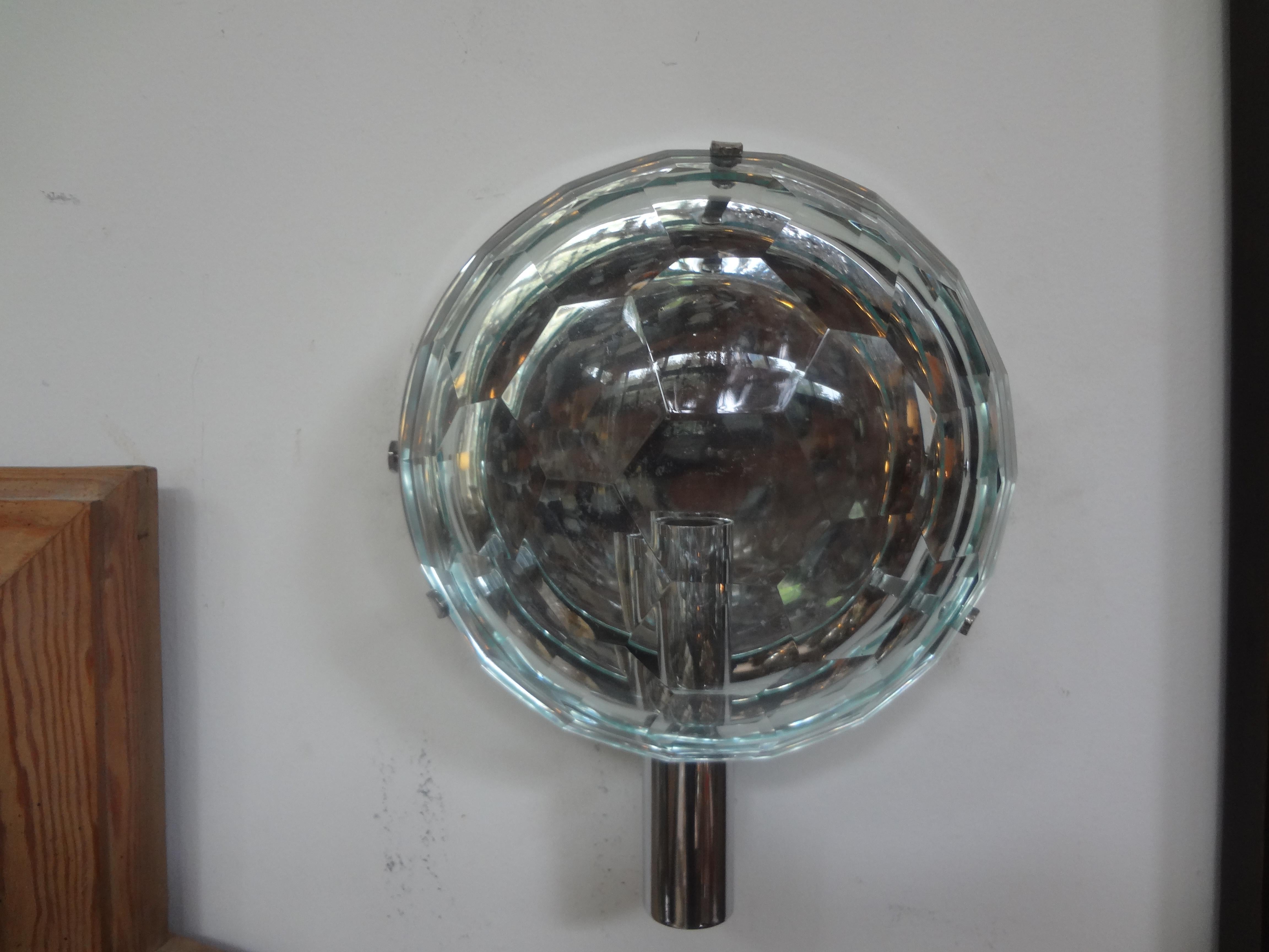 Mid-Century Modern Pair of Italian Fontana Arte Style Faceted Glass Sconces For Sale