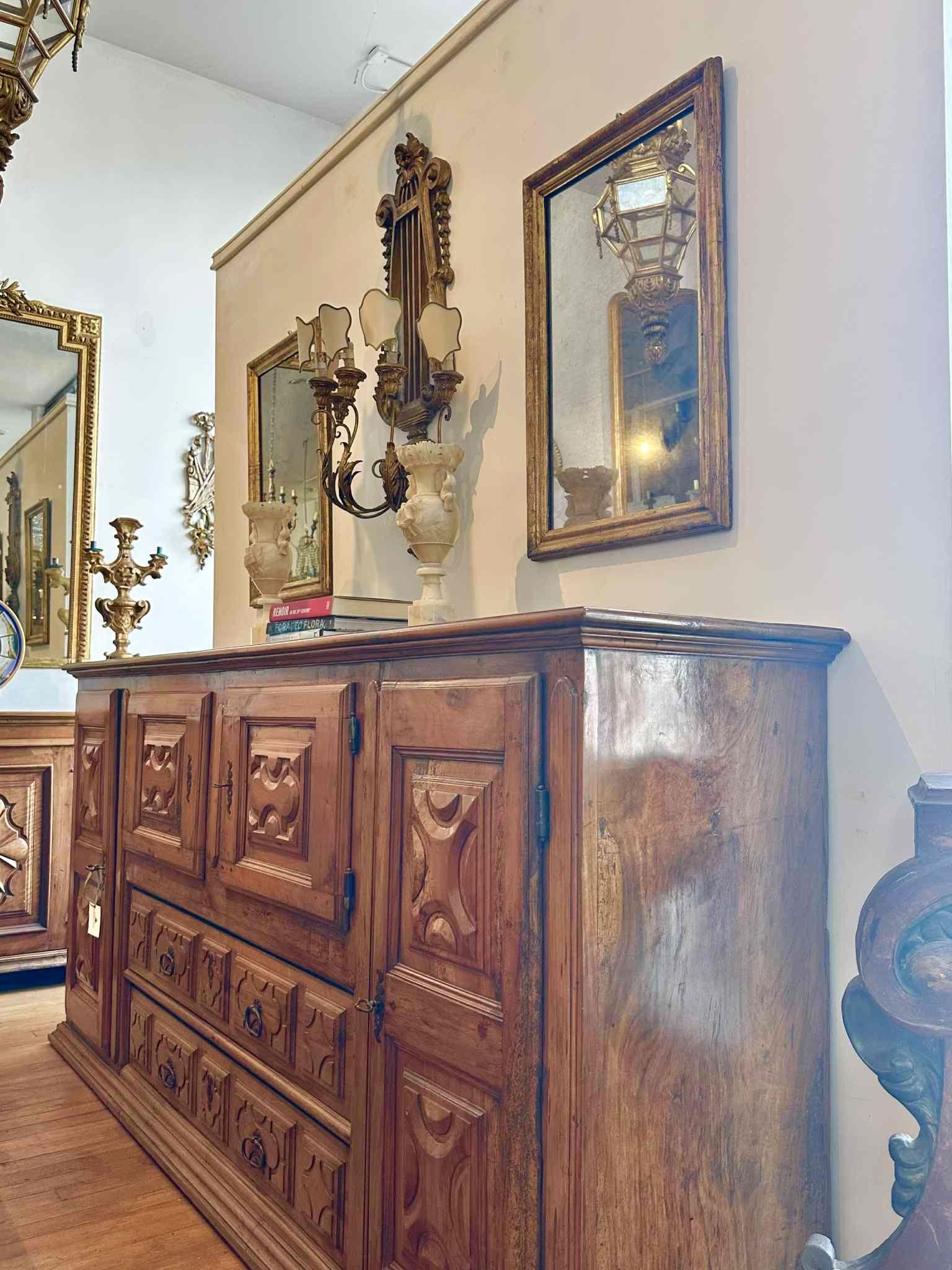 Paire de miroirs italiens en bois doré Mecca, vers 1850 en vente 4