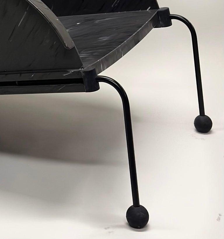 Paire de chaises longues/de jardin italiennes « Memphis Design » de Castelli Ferrieri en vente 8
