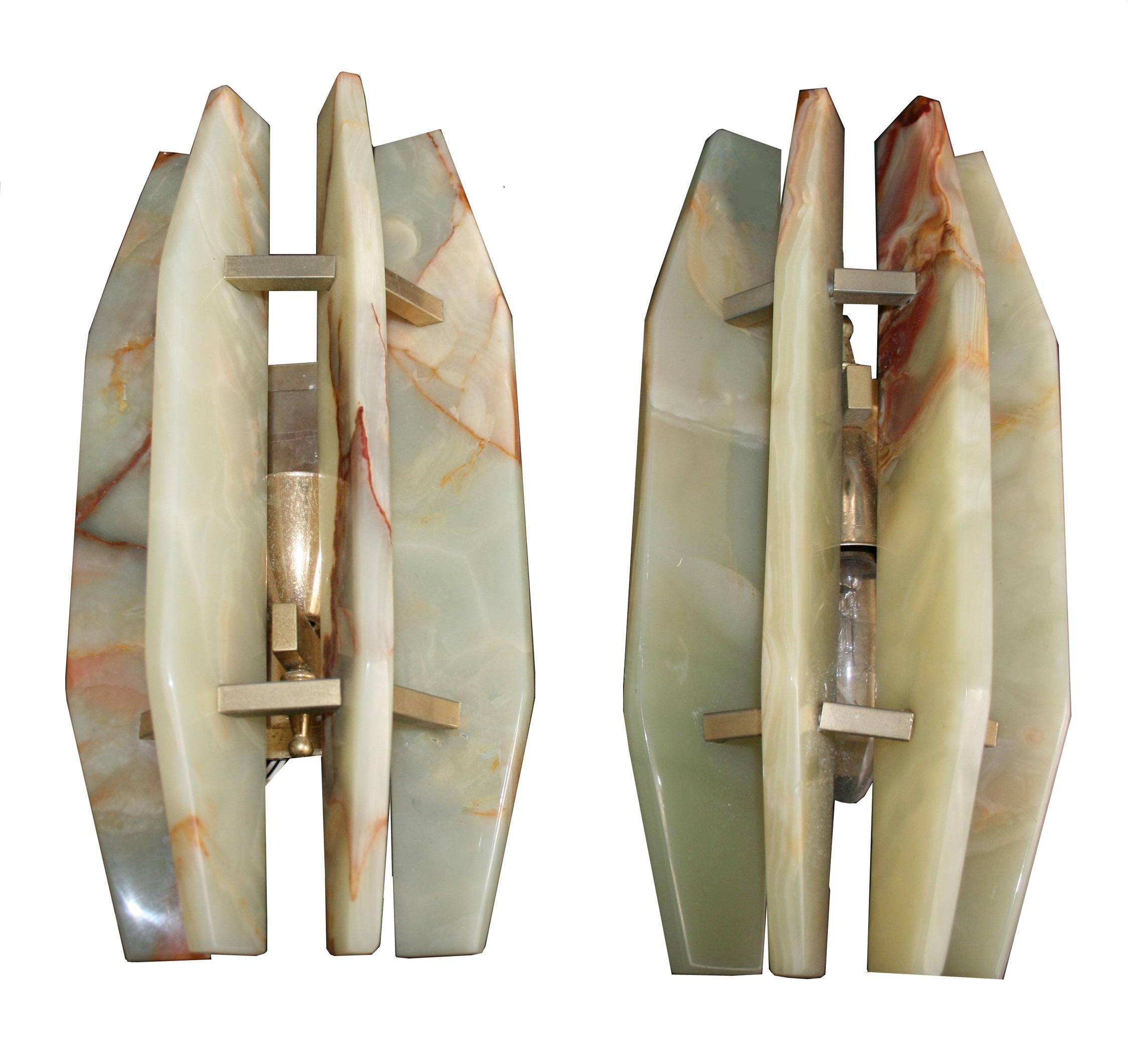Mid-Century Modern Pair of Italian Midcentury Alabaster and Brass Sconces, Late 1960s