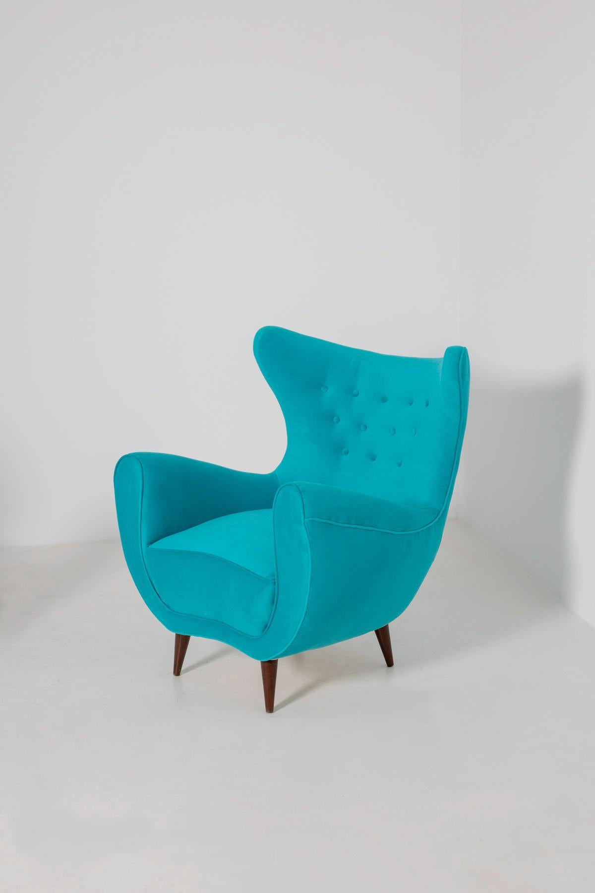 Pair of Italian Midcentury Armchair in Light Blue Velvet, 1950s In Good Condition In Milano, IT