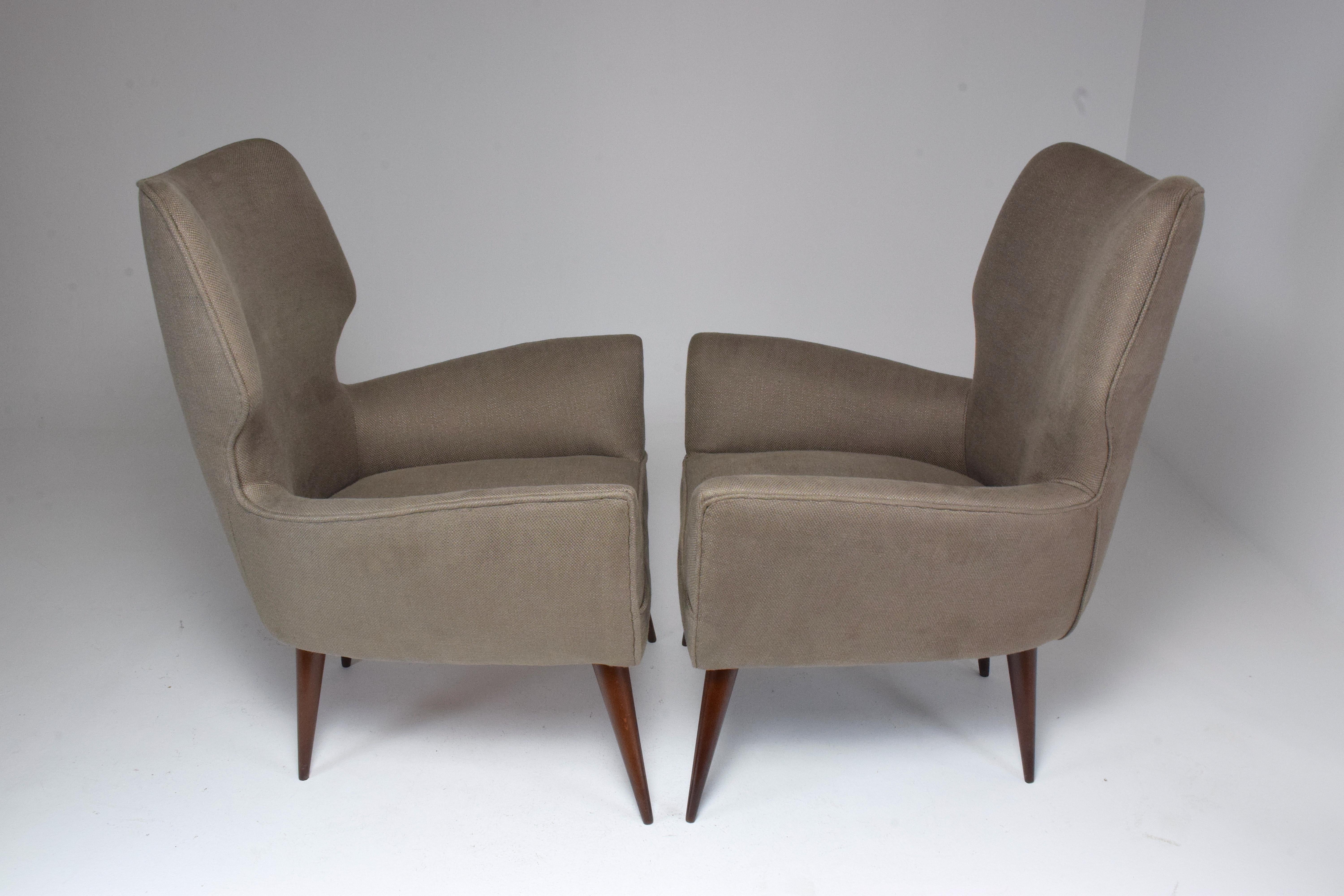 20th Century Italian Midcentury Armchairs, Set of Two, 1950s   For Sale 5