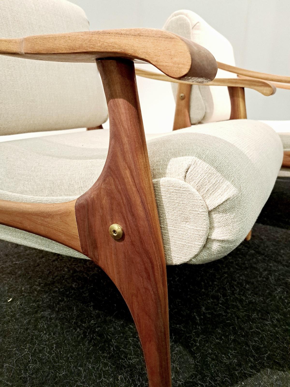 Italiano Coppia di poltrone italiane di metà secolo, anni '70, in stile Ico Parisi in vendita