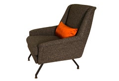 Pareja de sillones italianos de mediados de siglo de Gigi Radice para Minotti