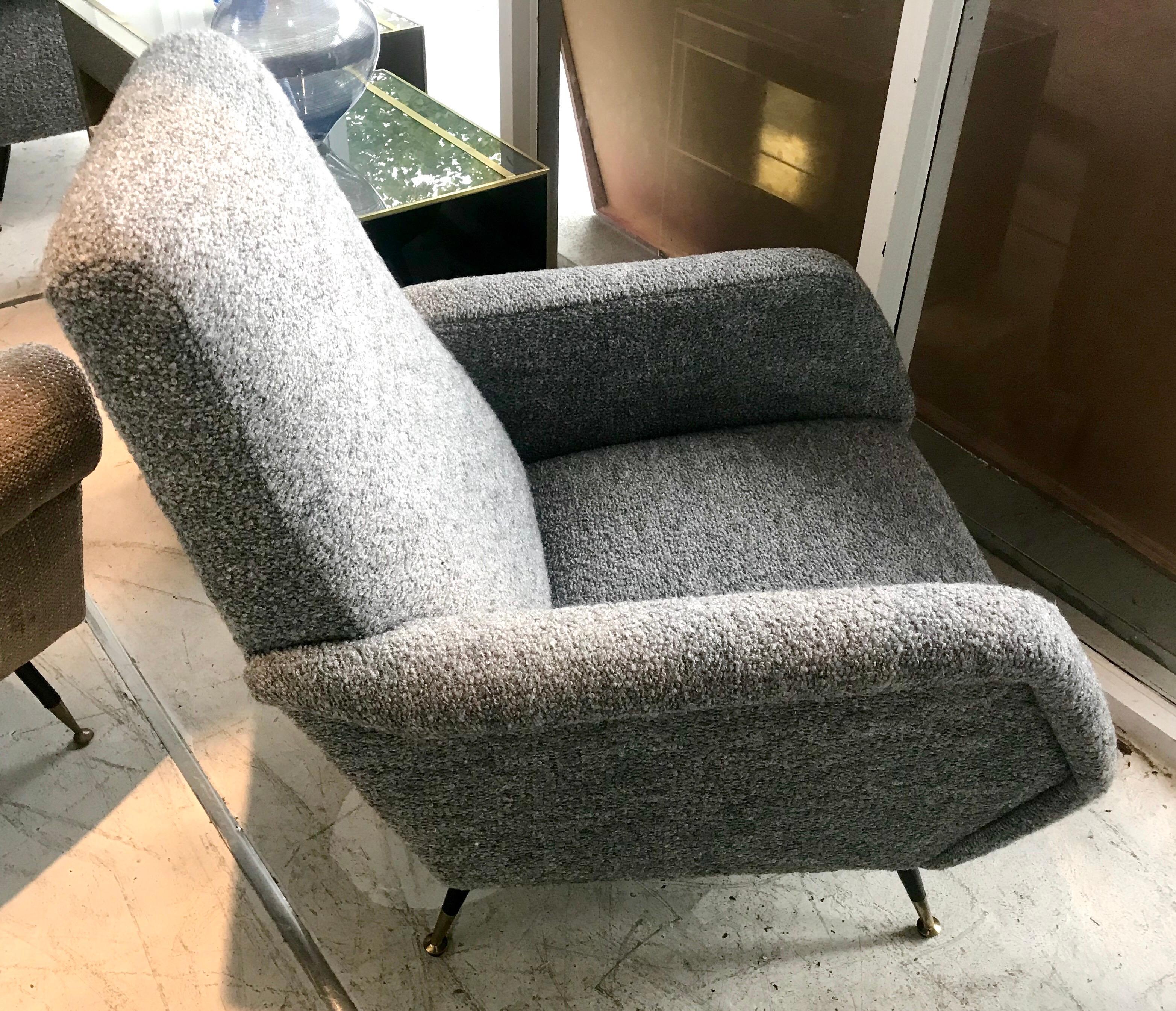 Pair of Italian midcentury Peluche 1960s chairs with newly upholstered grey bouclette fabric, by Gio Ponti.