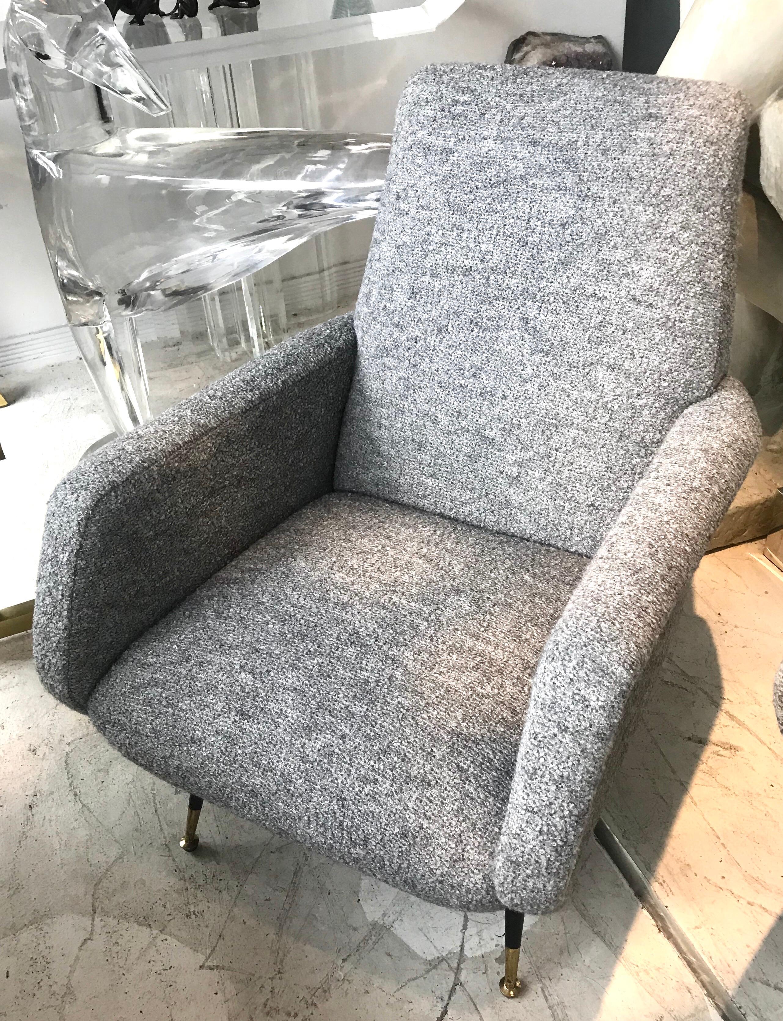 Pair of Italian Midcentury Armchairs by Gio Ponti in Grey Bouclette 1