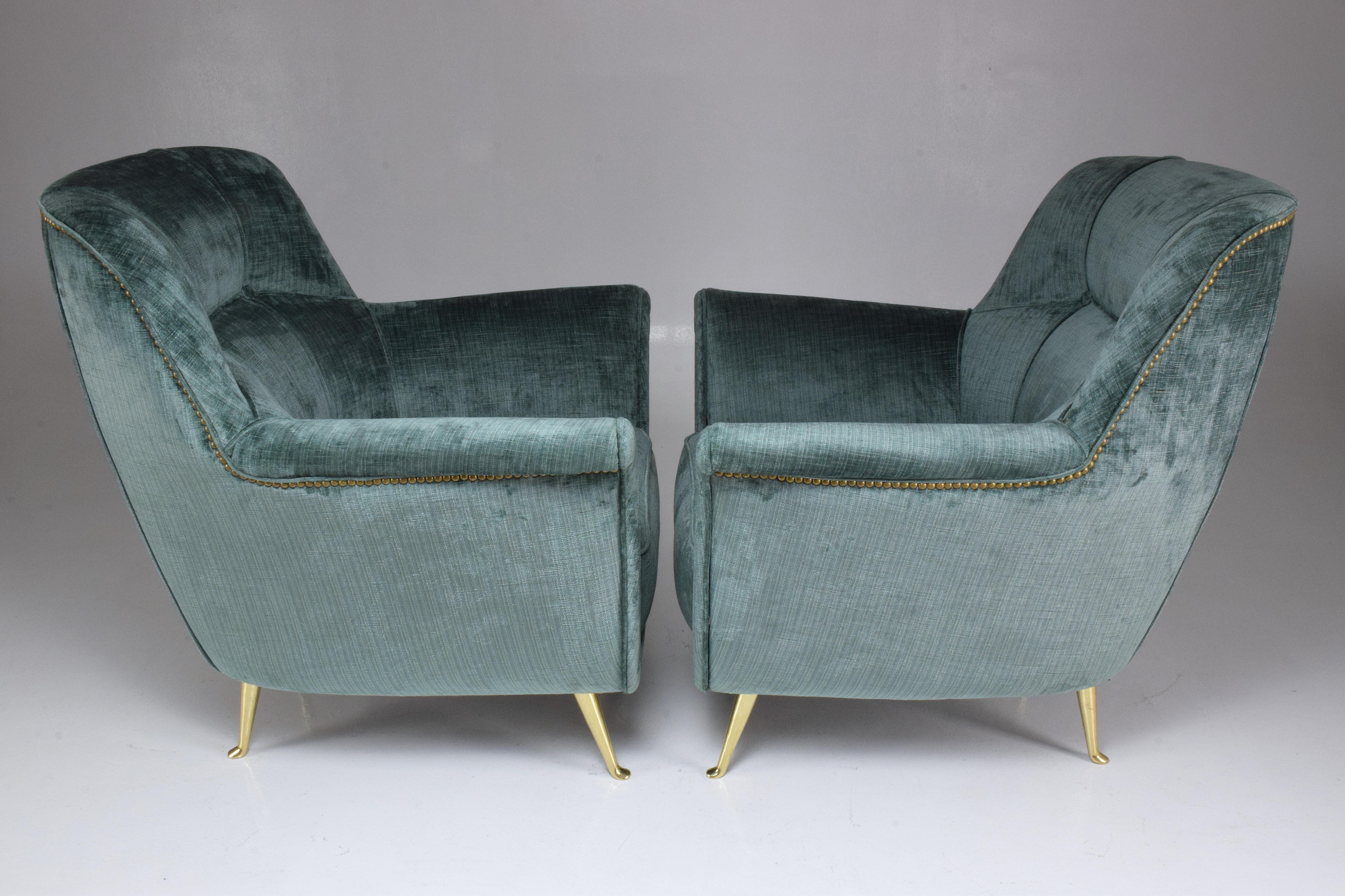 Pair of Italian Midcentury Armchairs by ISA Bergamo, 1950s 1