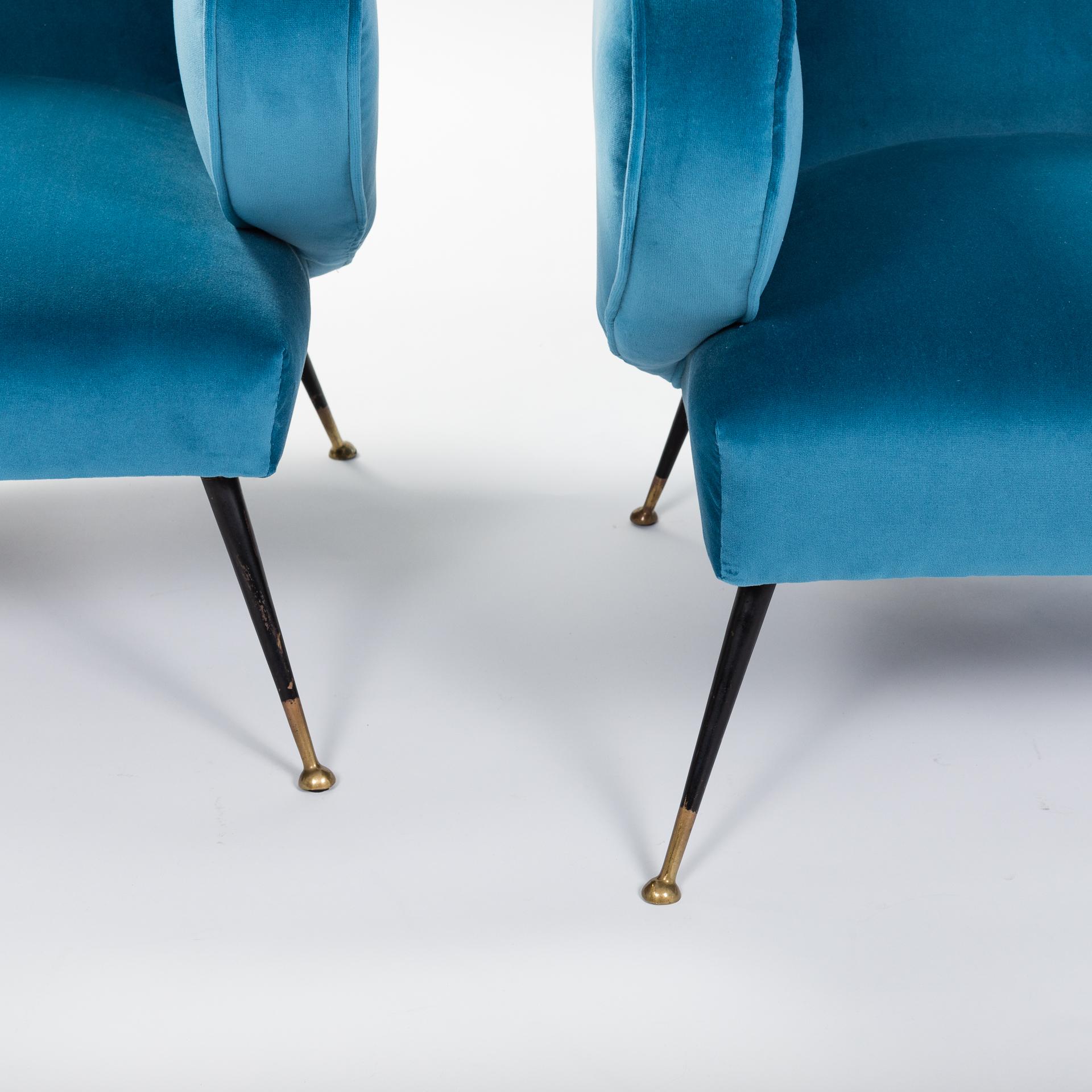 Pair of Italian Midcentury Armchairs Re-Upholsterd in Turquoise Colored Velvet 1