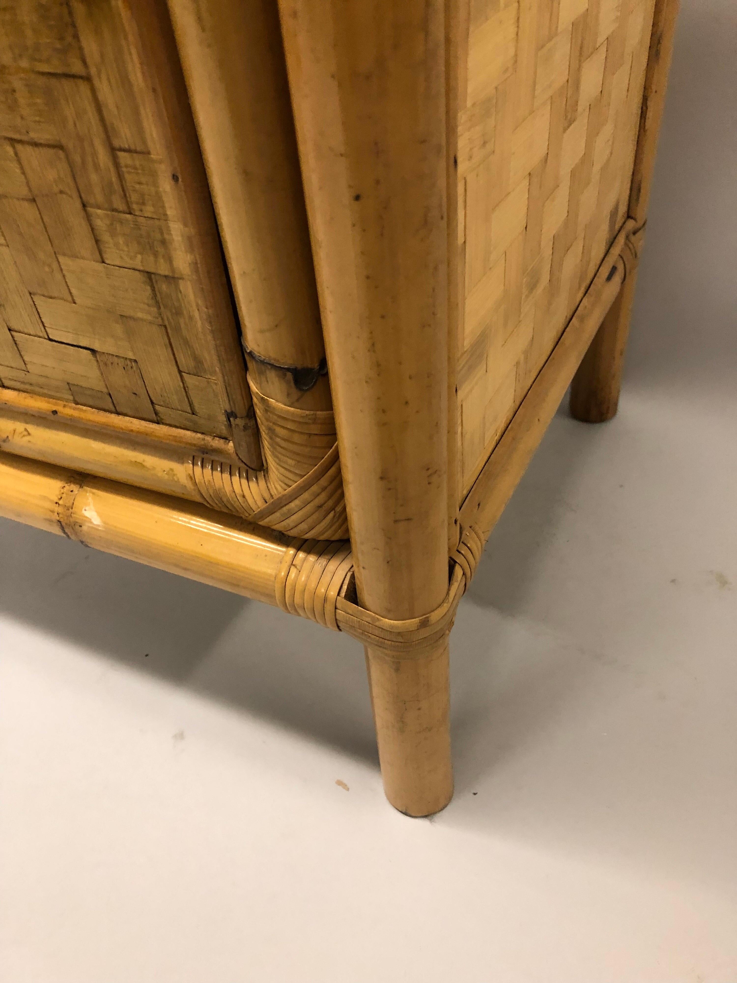 20th Century Pair of Italian Mid-century Bamboo & Rattan Nightstands / Side Tables, Bonacina For Sale