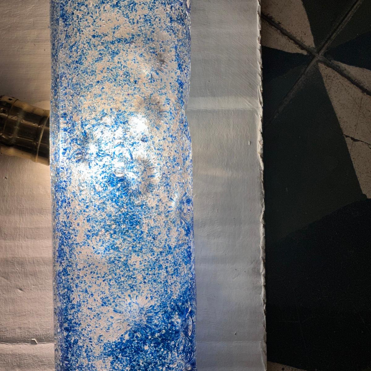 Coppia di lampade in vetro blu della metà del secolo scorso, vendute a coppia in vendita 1