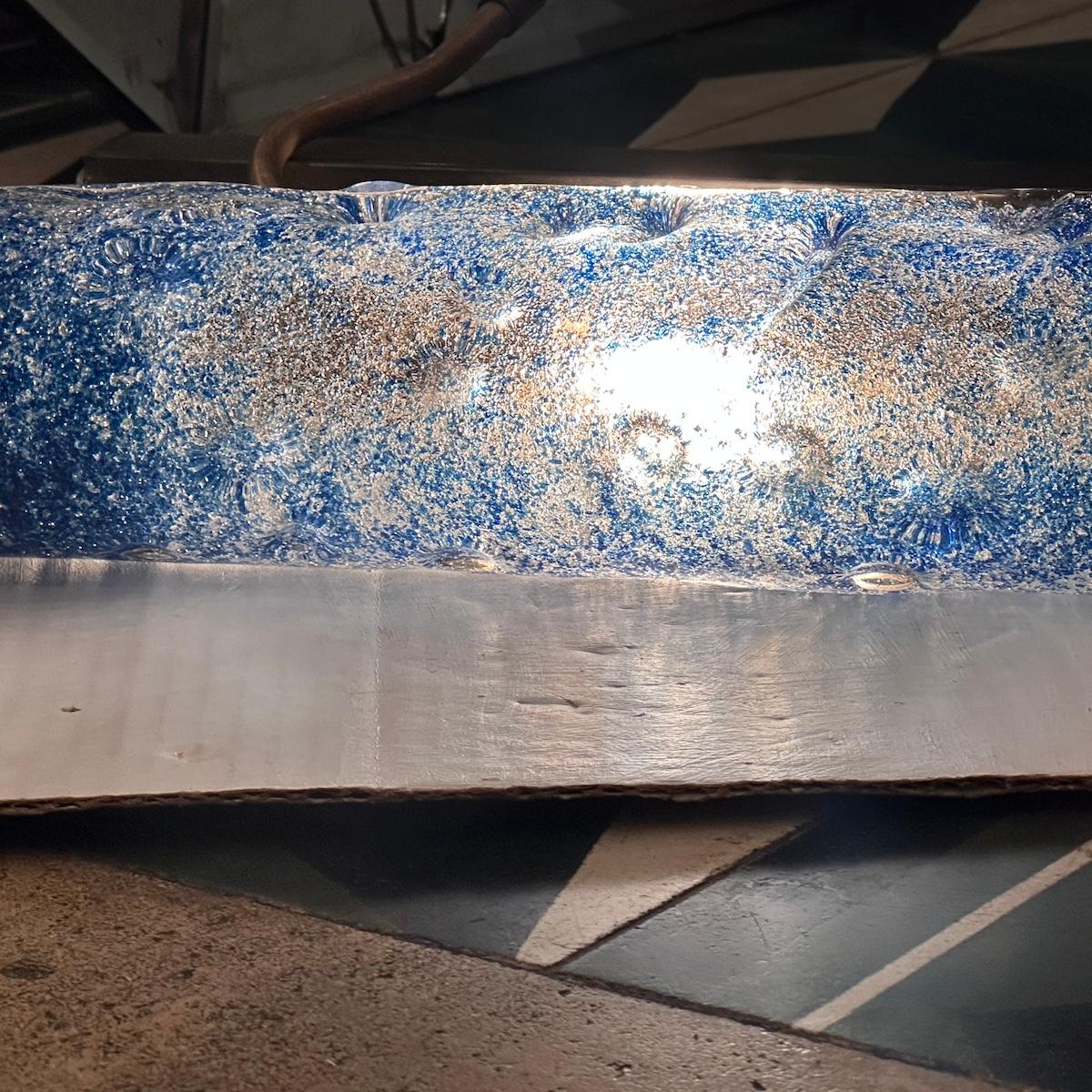 Coppia di lampade in vetro blu della metà del secolo scorso, vendute a coppia in vendita 2