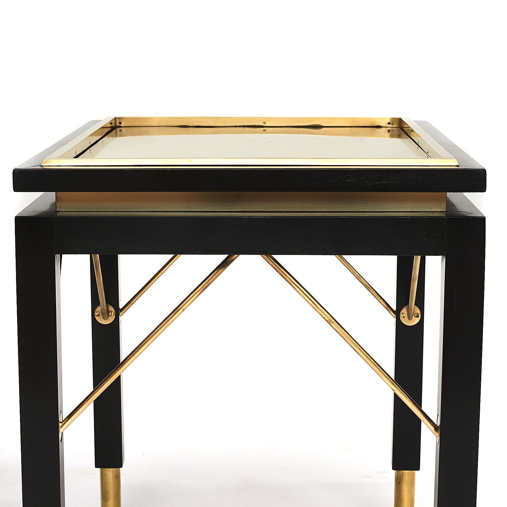 Pair of Italian Midcentury Brass Side Tables In Good Condition In Kastrup, DK