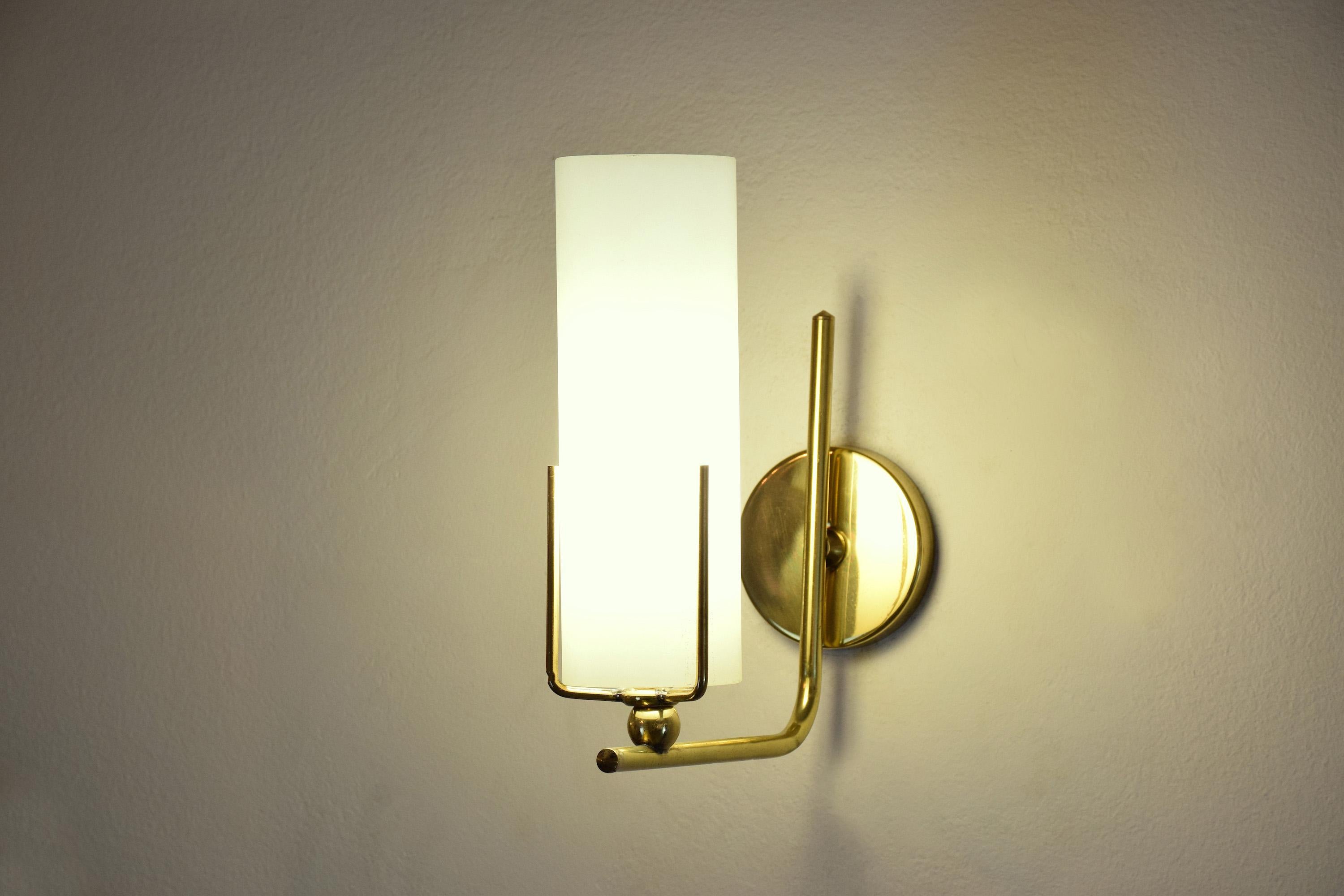 Pair of Italian Midcentury Brass Wall Lights, 1960s 3