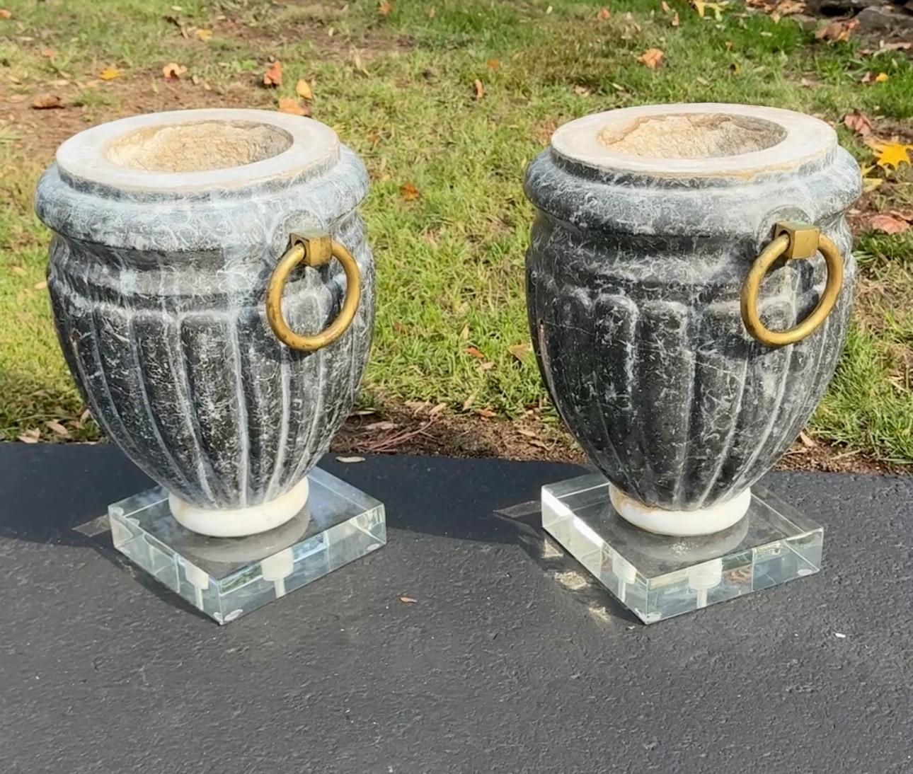 Pair of Italian Mid-Century Carved Marble Fluted Planters Urns For Sale 7