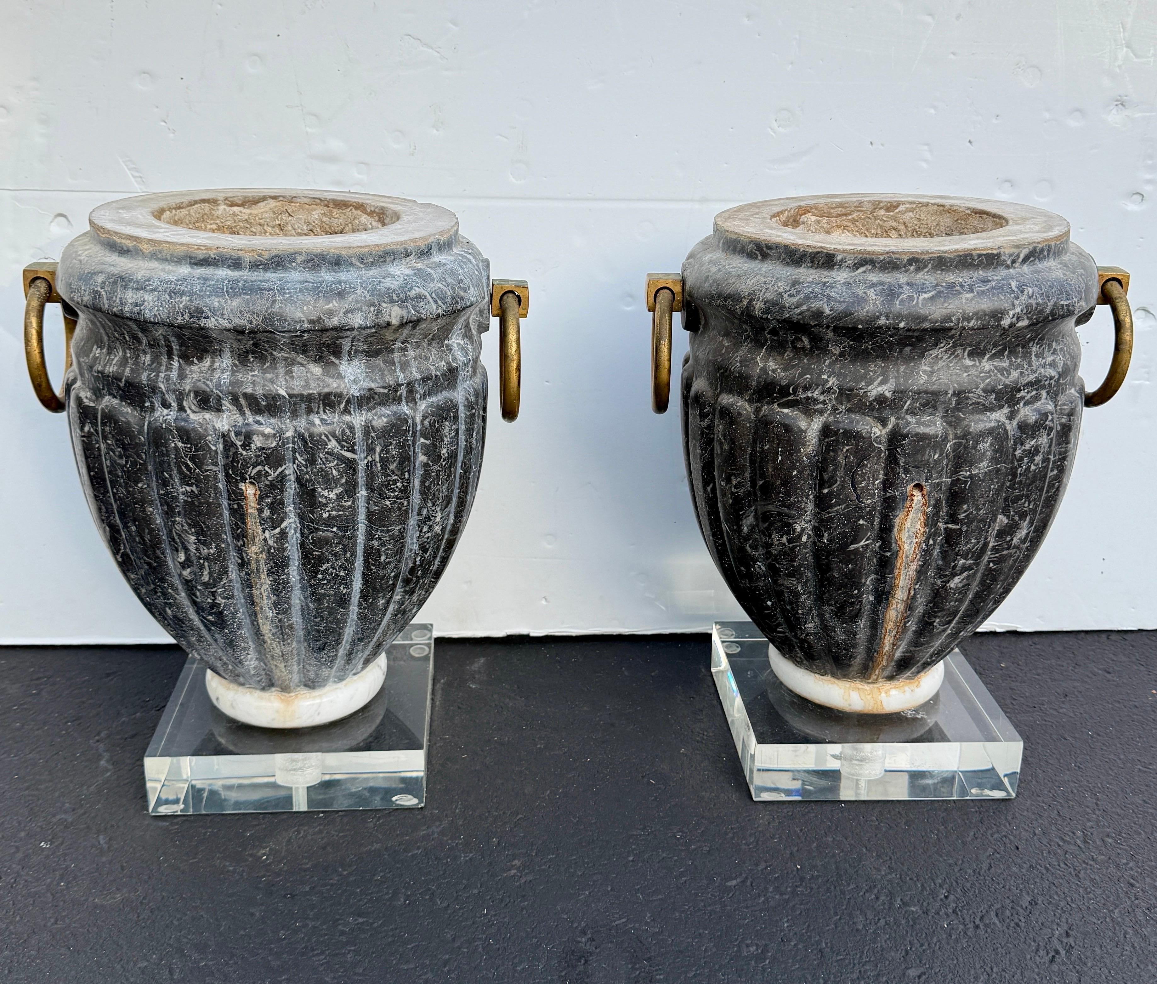 Pair of Italian Mid-Century Carved Marble Fluted Planters Urns For Sale 8