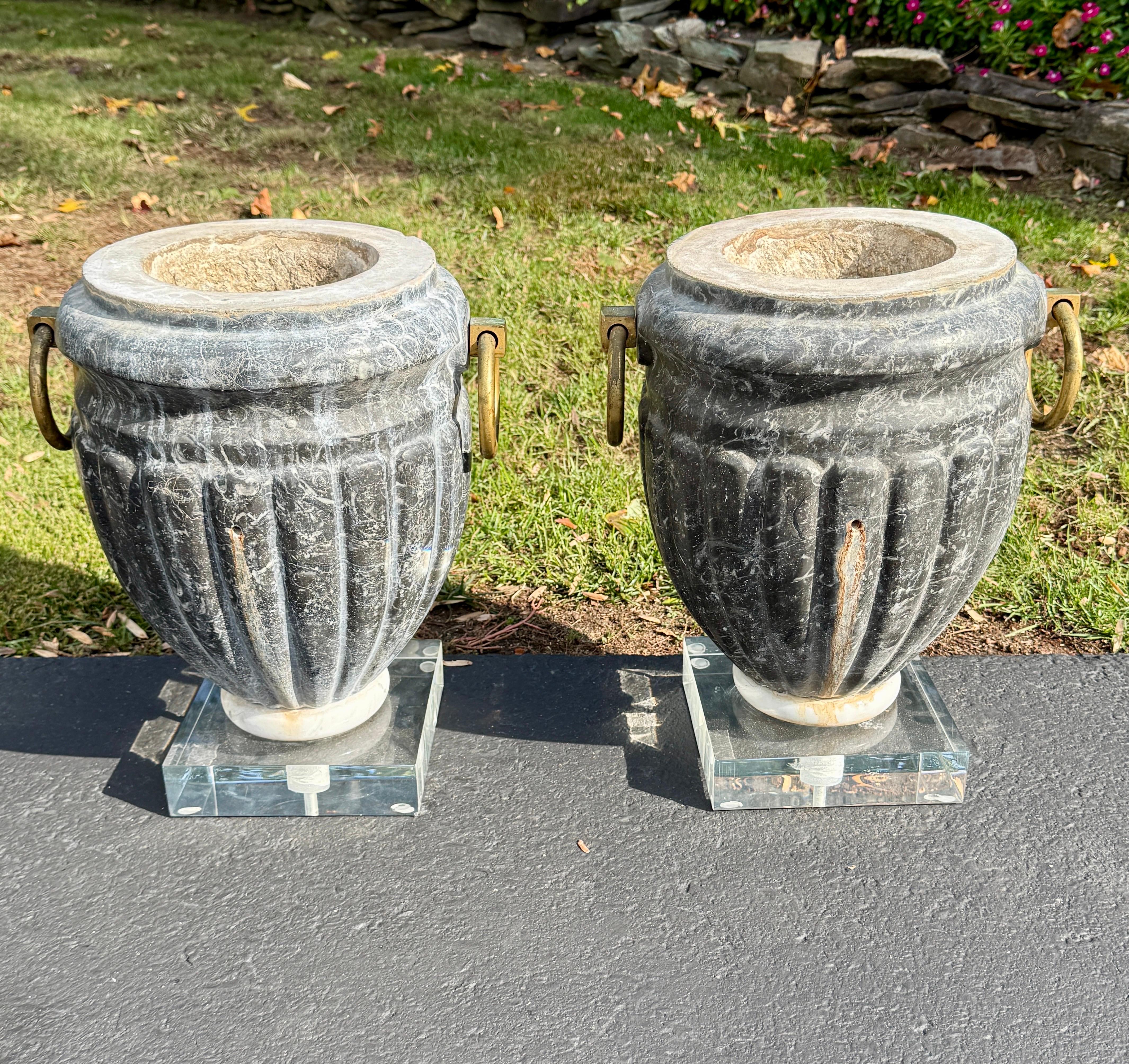 Pair of Italian Mid-Century Carved Marble Fluted Planters Urns For Sale 1