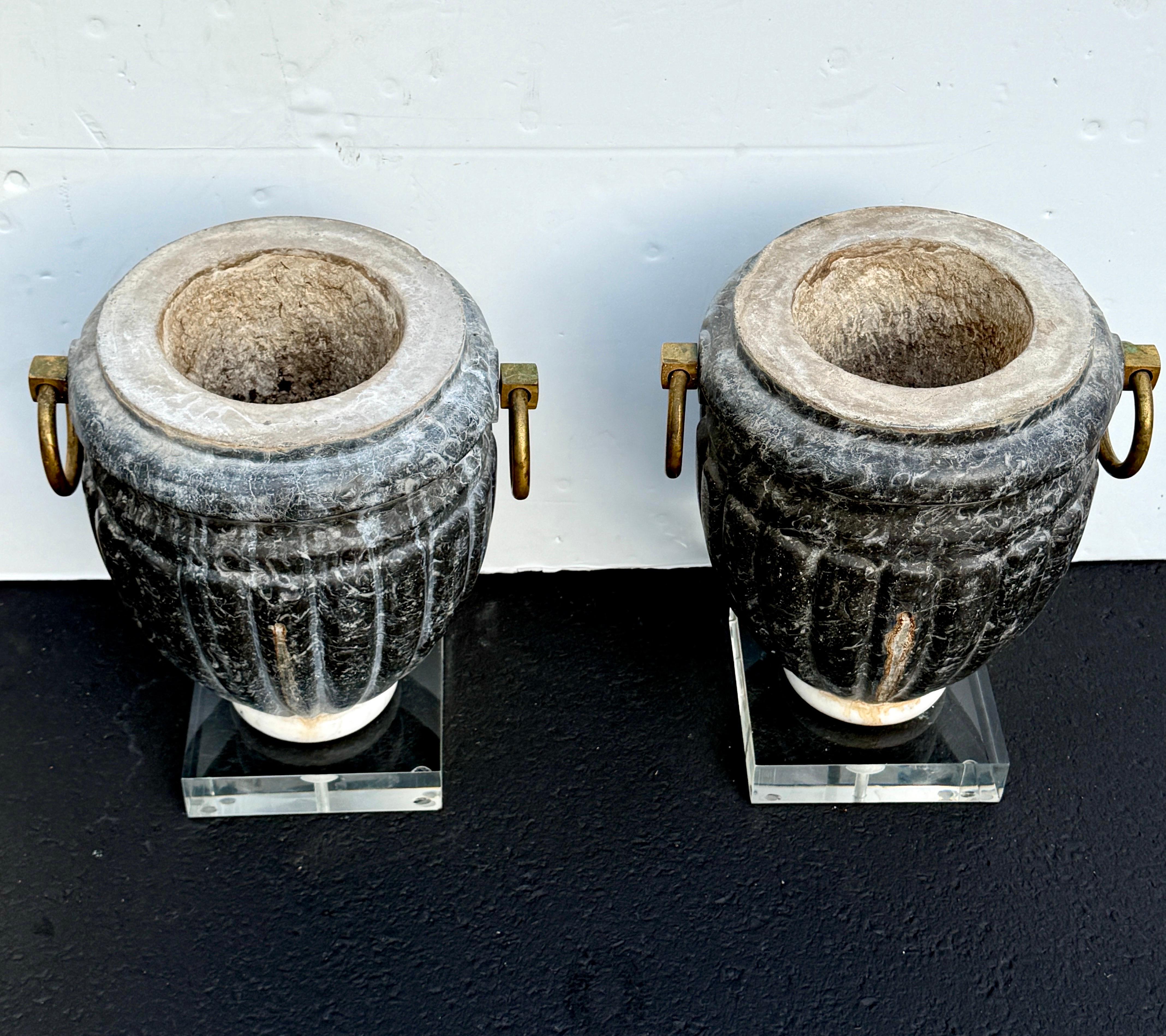 Pair of Italian Mid-Century Carved Marble Fluted Planters Urns For Sale 3