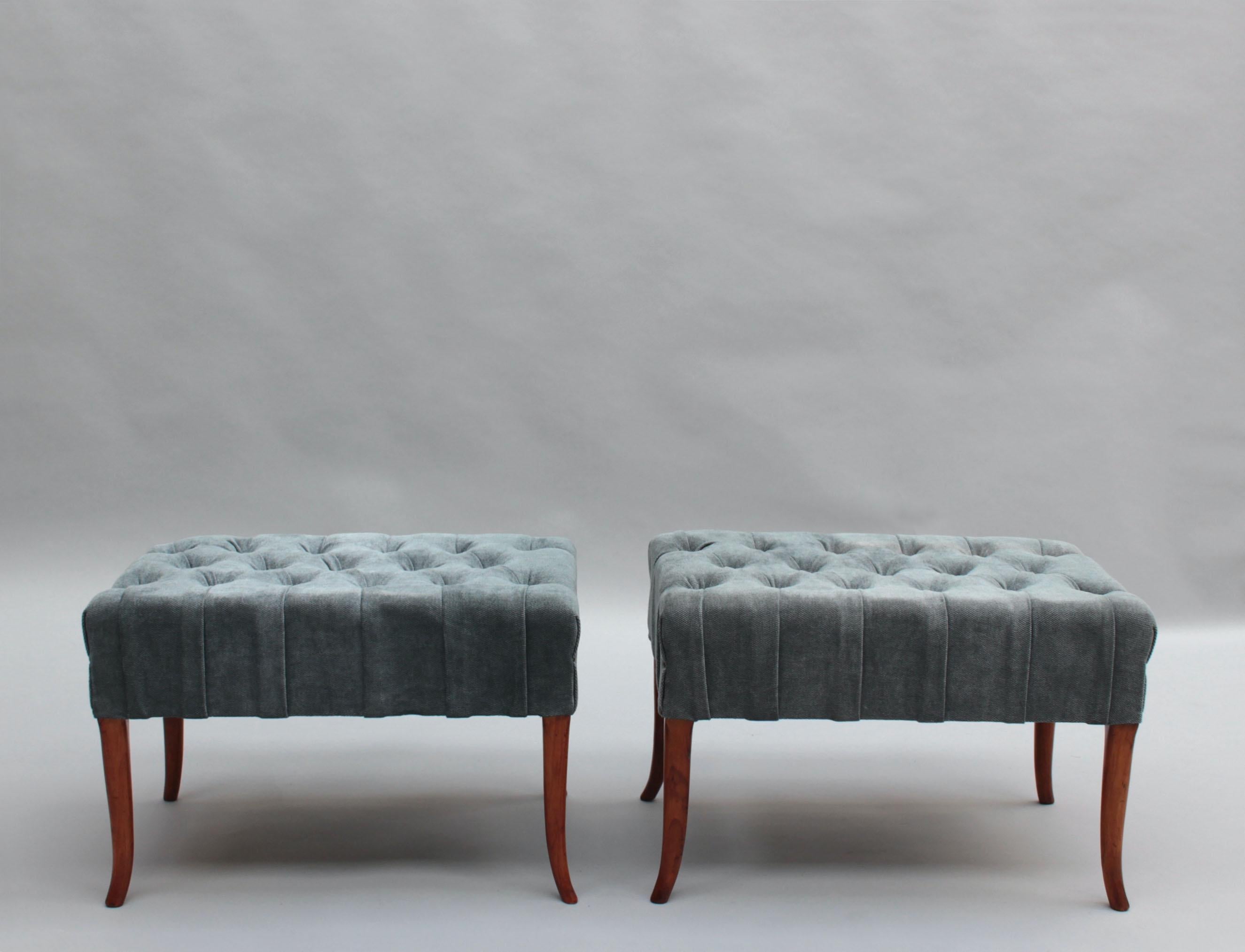 Mid-Century Modern Pair of Italian Mid-Century Chesterfield Pouffes For Sale