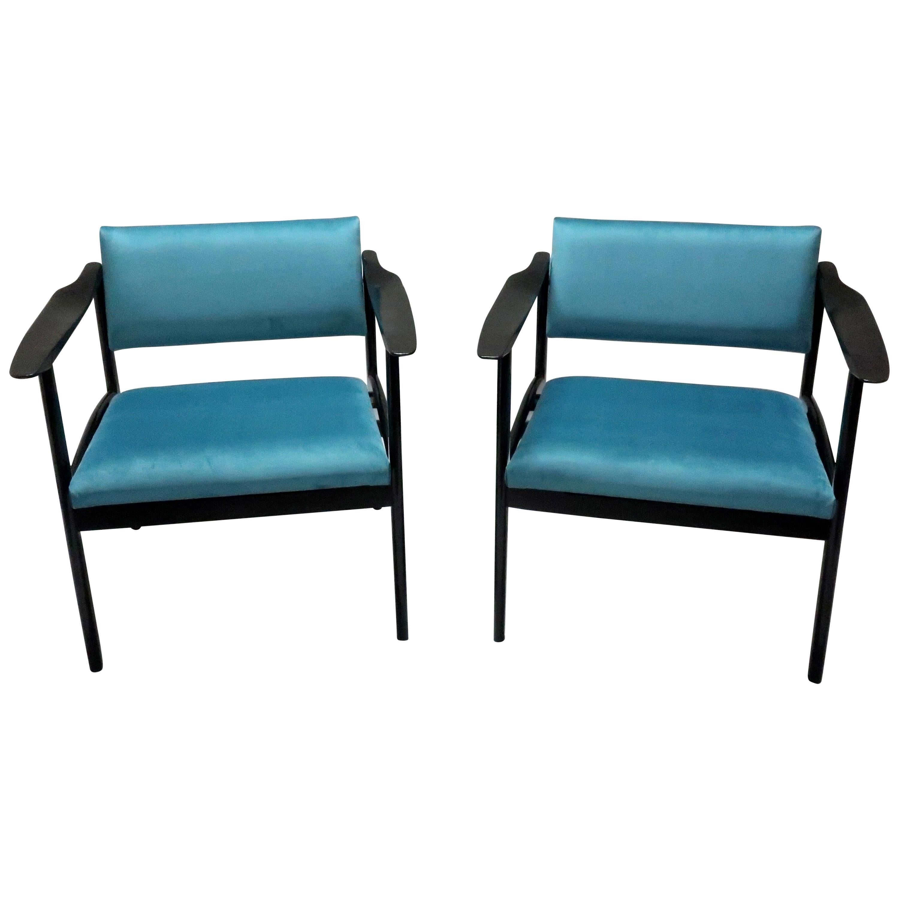 Pair of Italian Midcentury Ebonized Armchairs Upholstered in Teal Velvet For Sale
