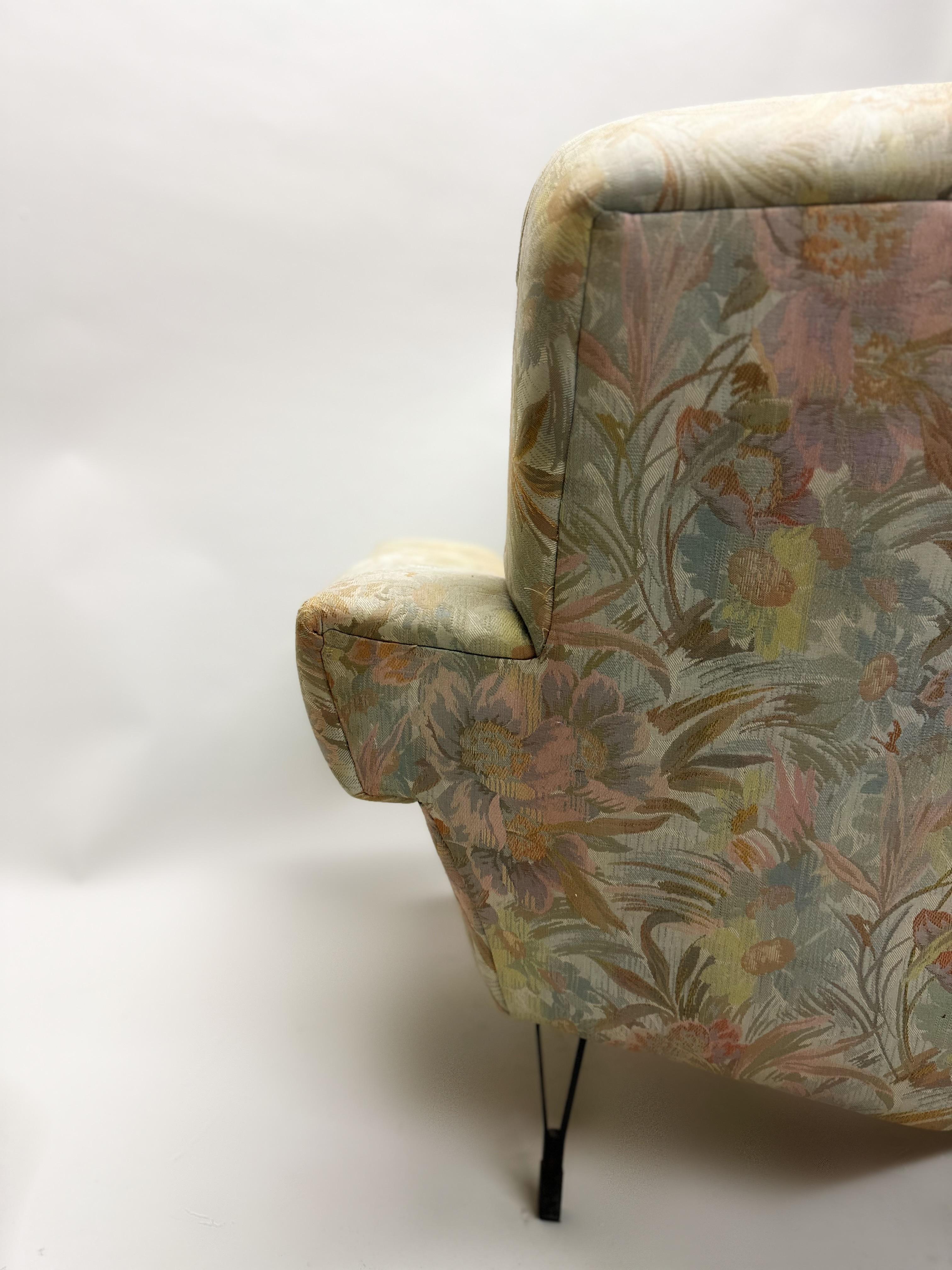 Paire de chaises longues futuristes italiennes du milieu du siècle dernier, attribuée à Gigi Radice, vers 1950 en vente 1