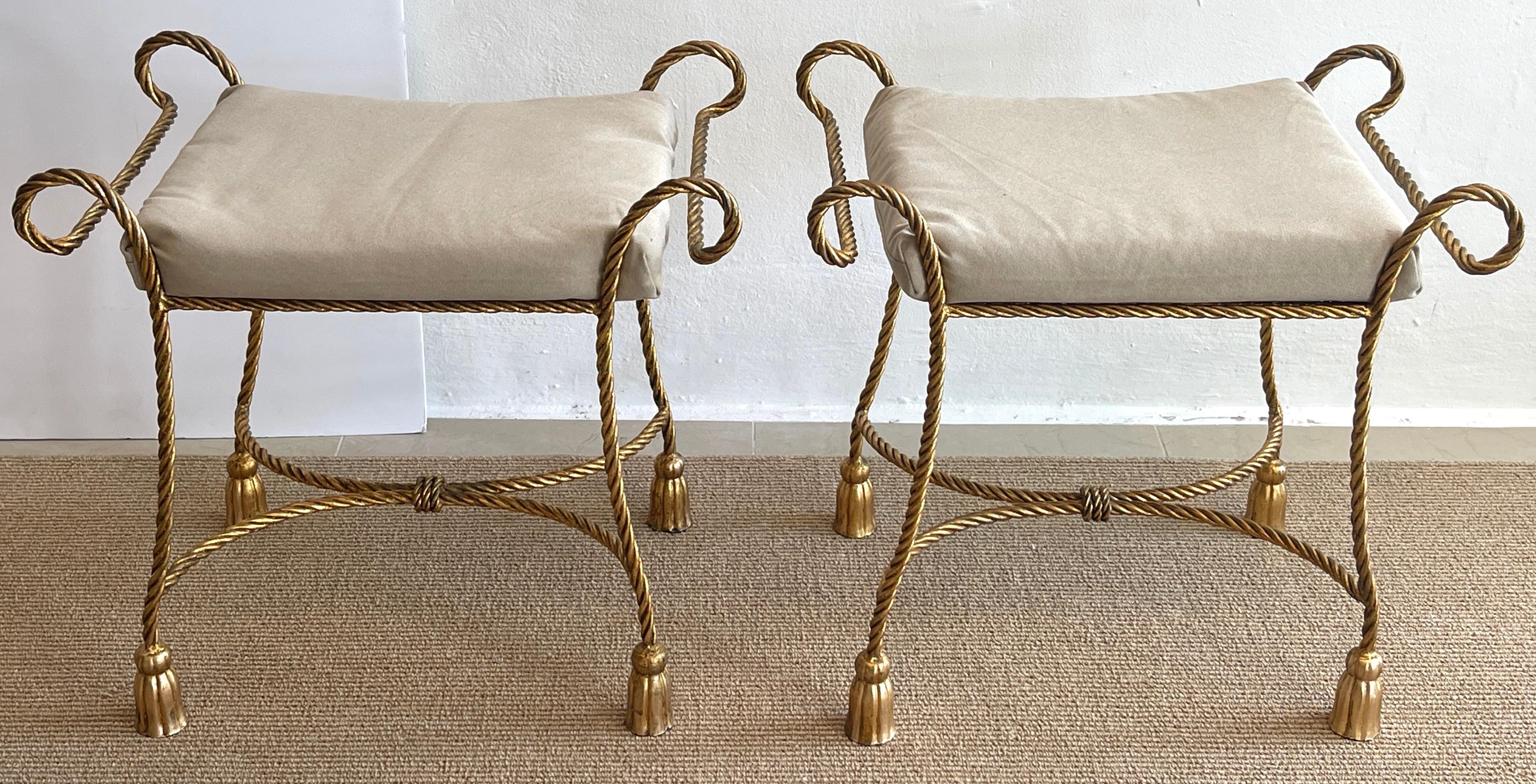 Pair of Italian mid century gilt meal rope and tassel benches
With neutral linen seat cushions
Each one measures 24