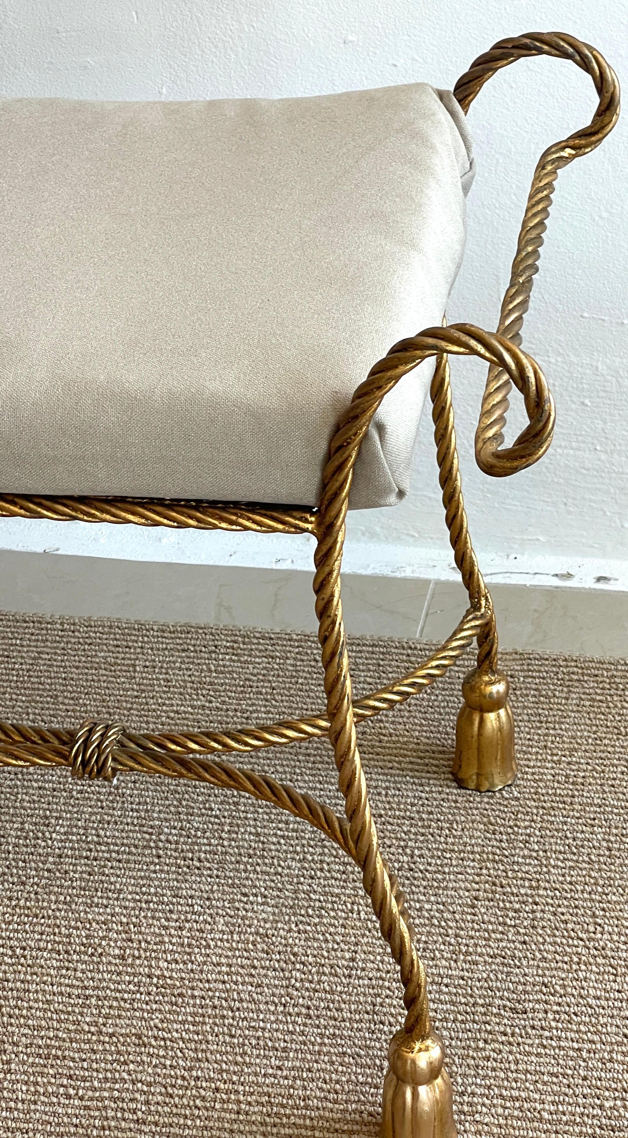 Hollywood Regency Pair of Italian Mid Century Gilt Meal Rope and Tassel Benches