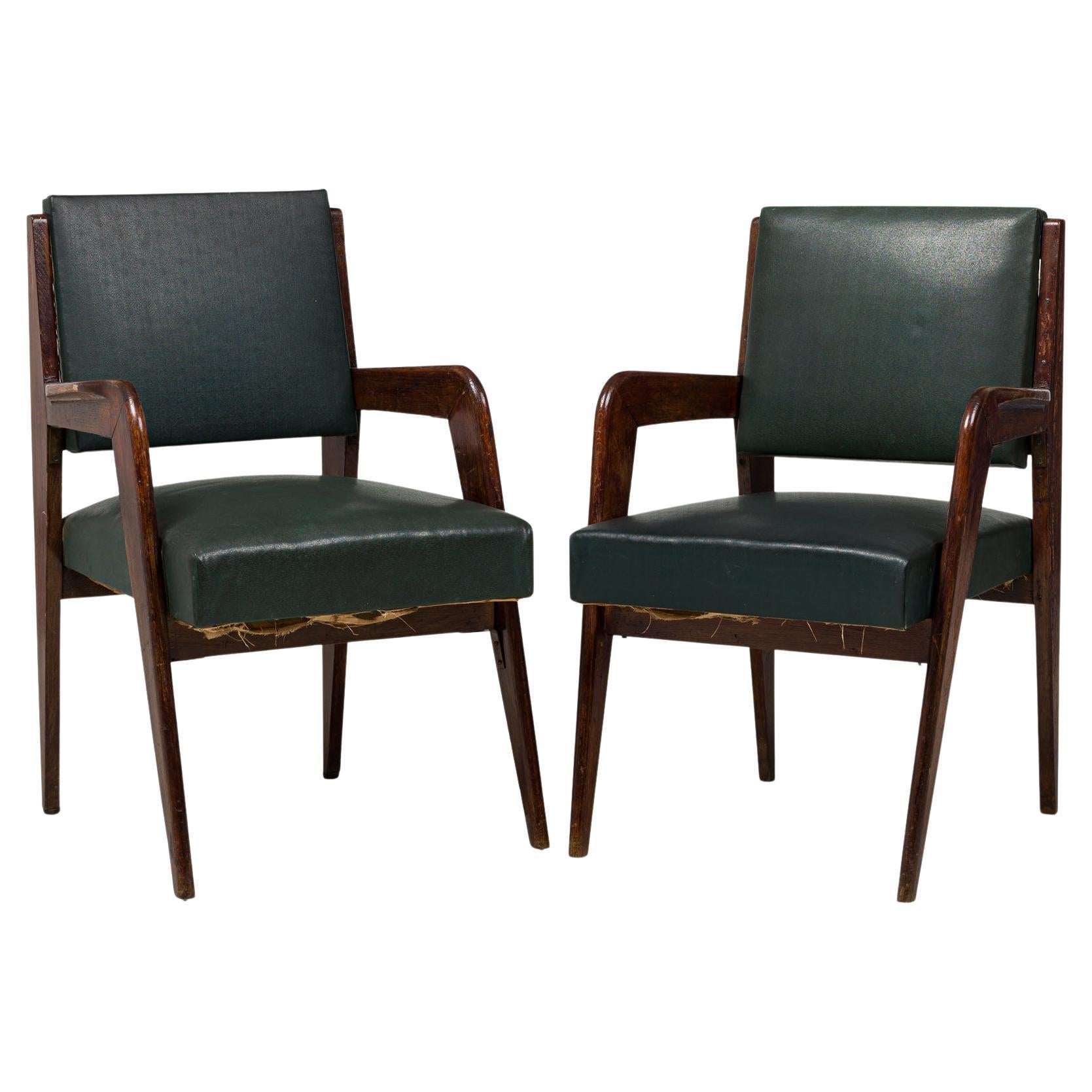 Pair of Italian Mid-Century Gio Ponti Walnut Chairs