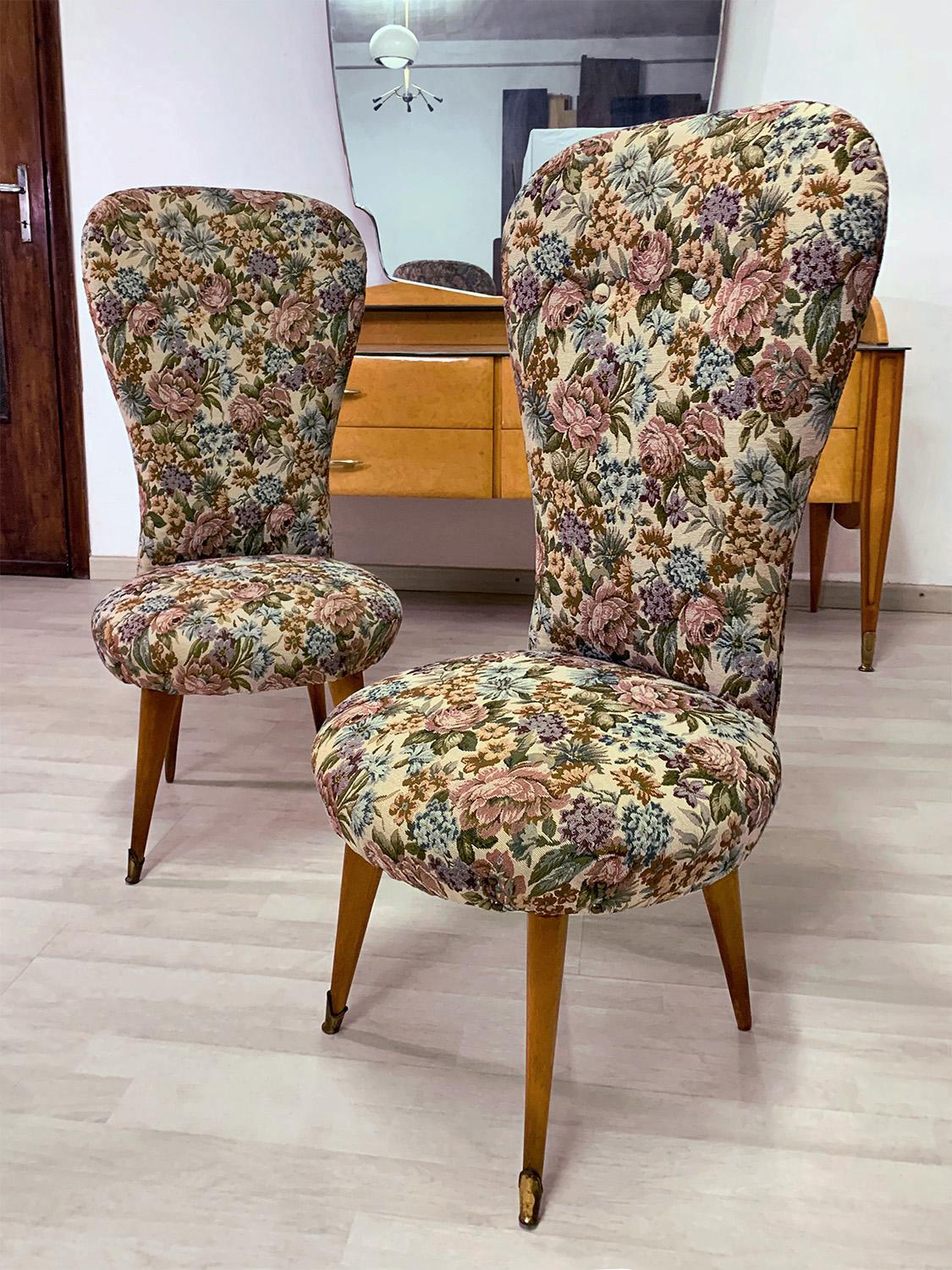 Mid-Century Modern Pair of Italian Mid-Century Gobelin Side Chairs Paolo Buffa style, 1950s