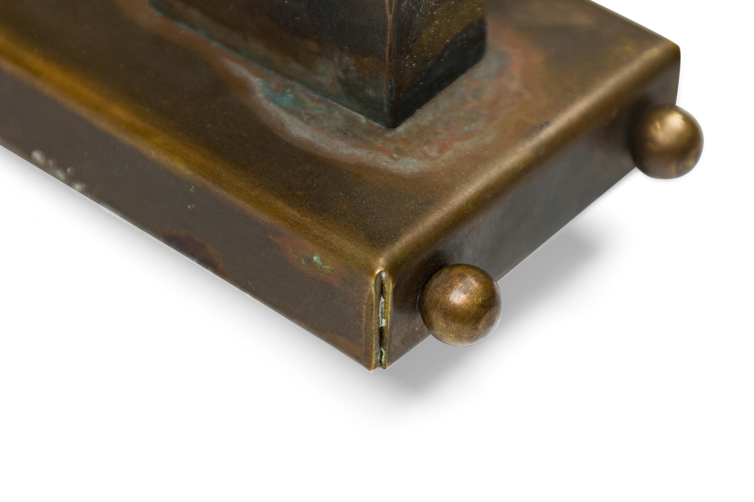 Vetro Coppia di lampade italiane di metà secolo in vetro spolverato d'oro e foglia di bronzo di Murano in vendita