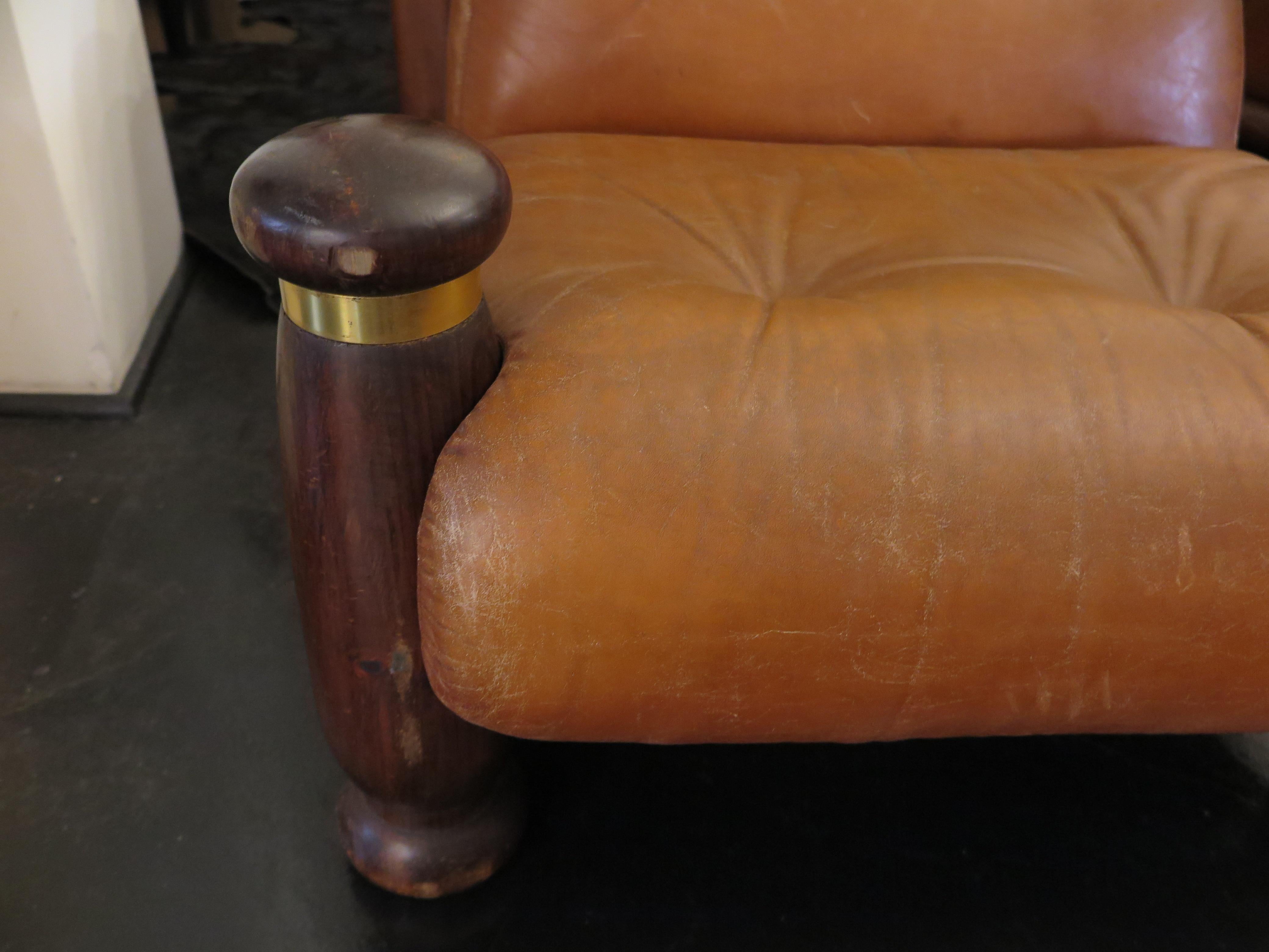 Paar italienische Sessel ohne Armlehne aus Leder aus der Mitte des Jahrhunderts (Moderne der Mitte des Jahrhunderts) im Angebot