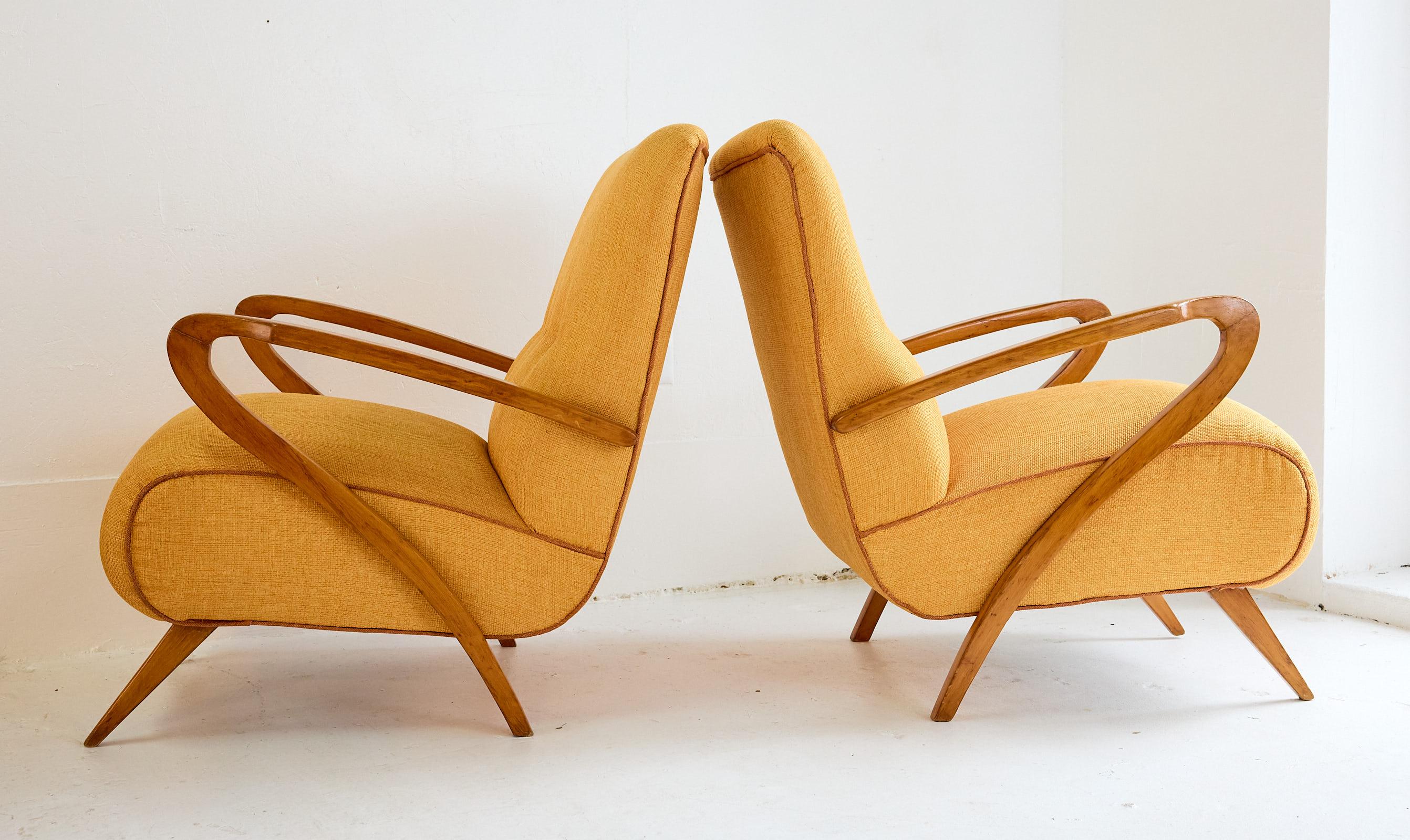 Pair of Italian Mid Century Lounge Chairs by Guglielmo Ulrich For Sale 1