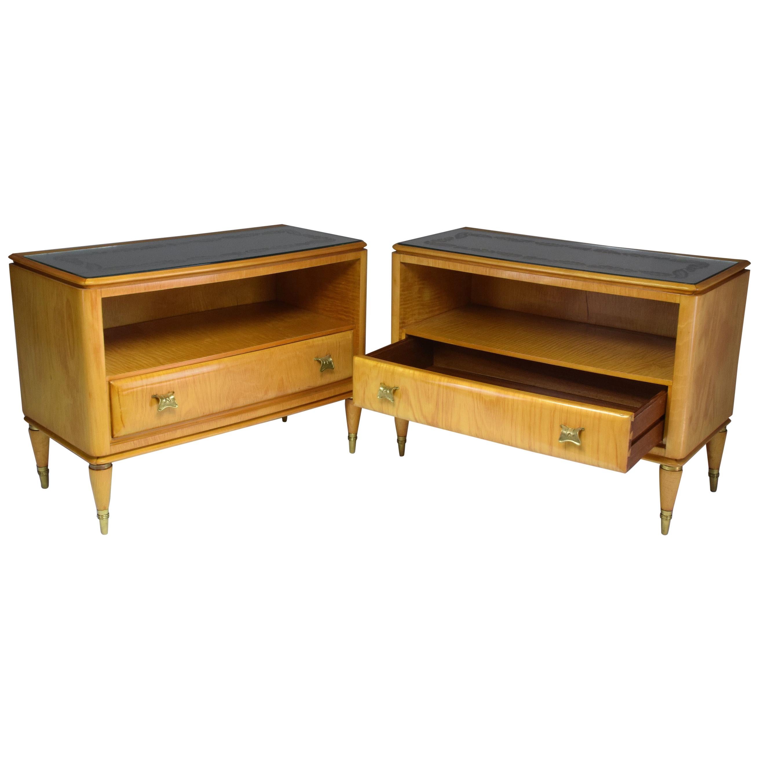 Pair of Italian Midcentury Maple Wood Nightstands, 1940s For Sale at