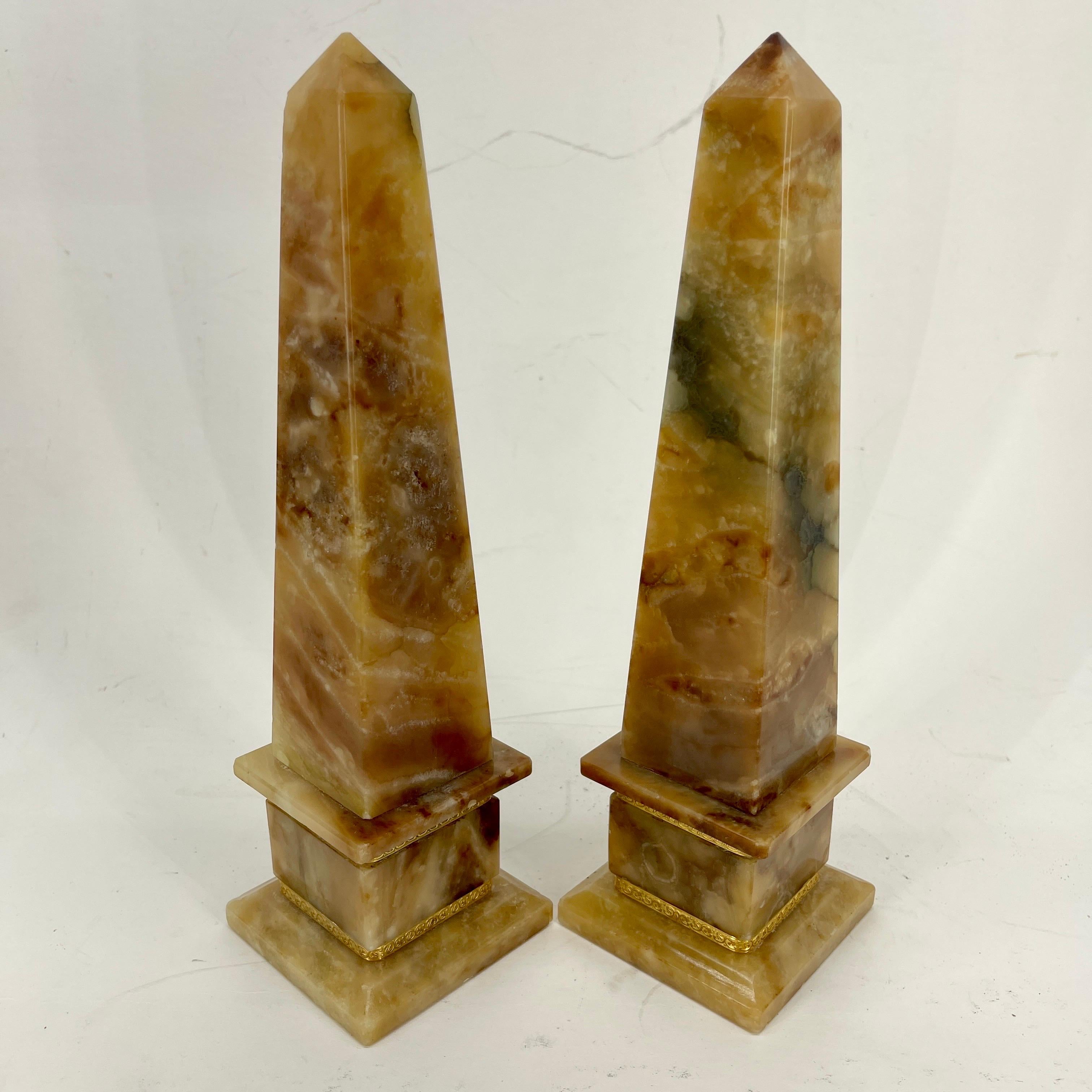 Pair of Italian Midcentury Marble Obelisks 4