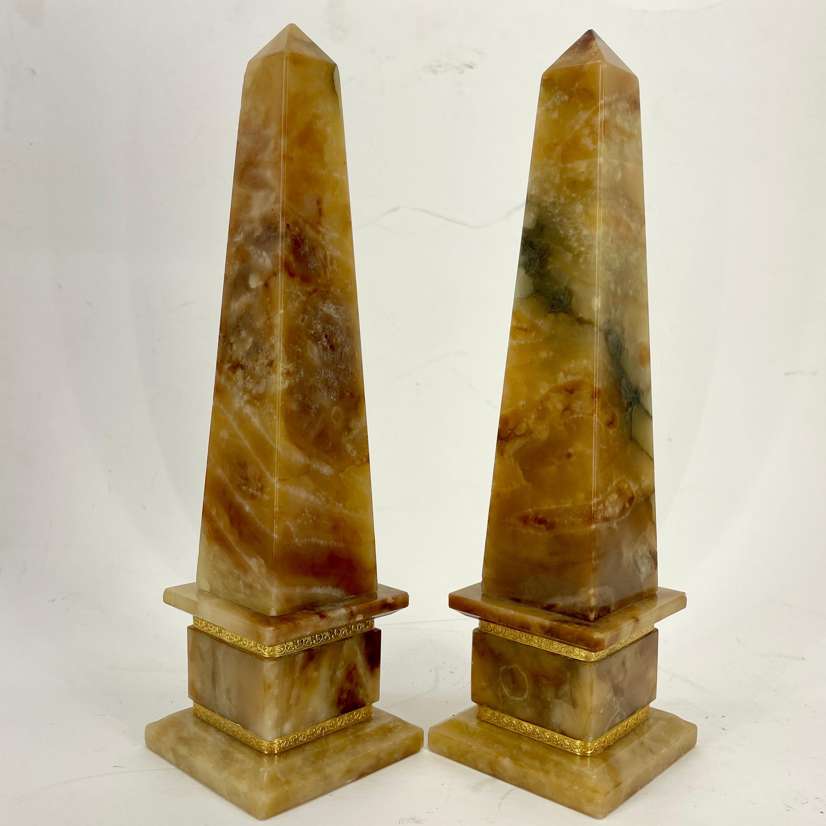 Pair of Italian Midcentury Marble Obelisks 5