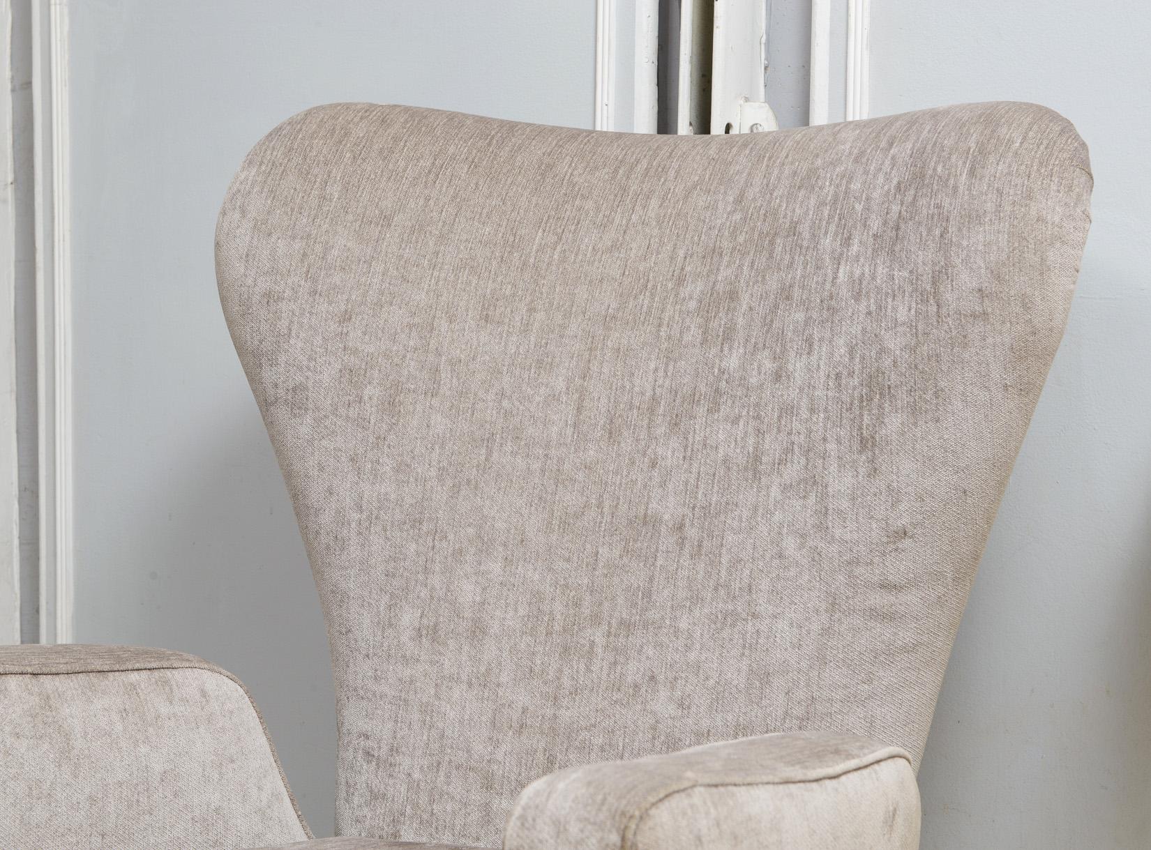 Mid-20th Century Pair of Italian Mid-Century Modern Chairs Upholstered in Donghia Fabric For Sale