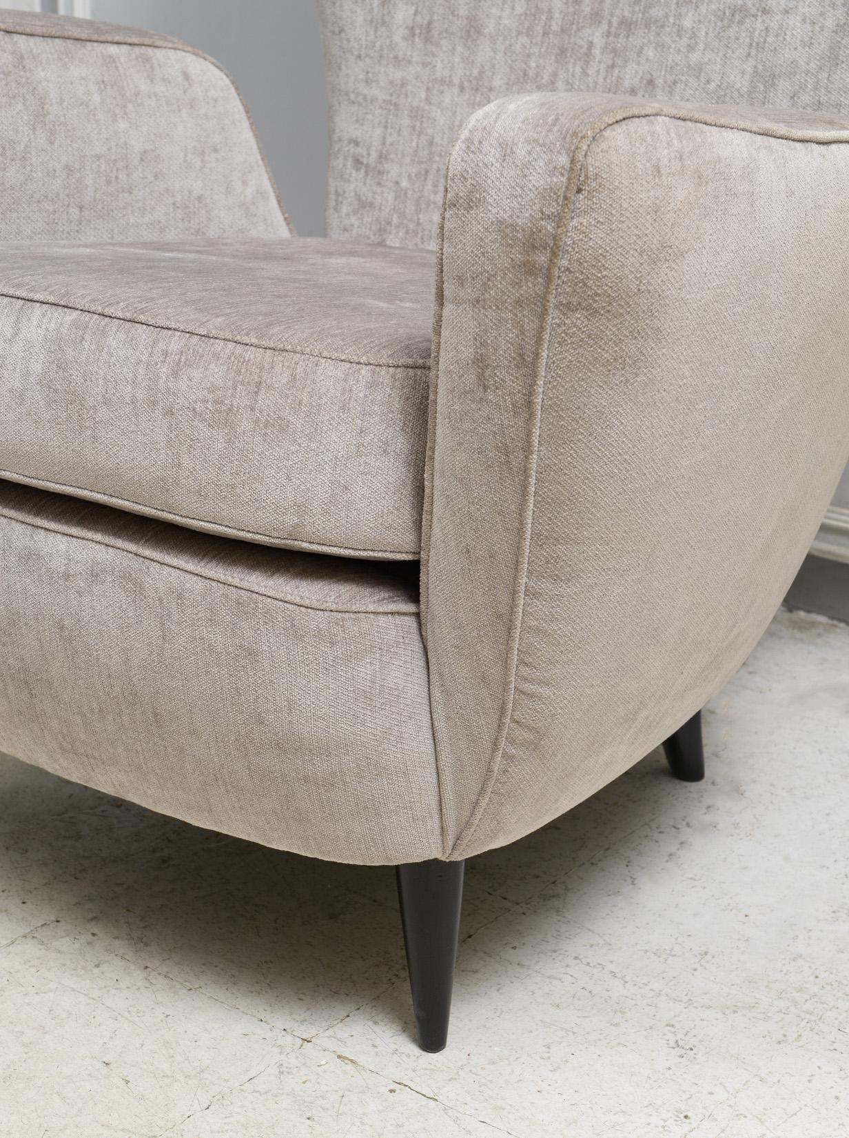 Pair of Italian Mid-Century Modern Chairs Upholstered in Donghia Fabric For Sale 1