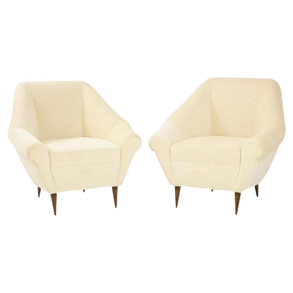 Pair of Italian Mid Century Modern Club Chairs For Sale